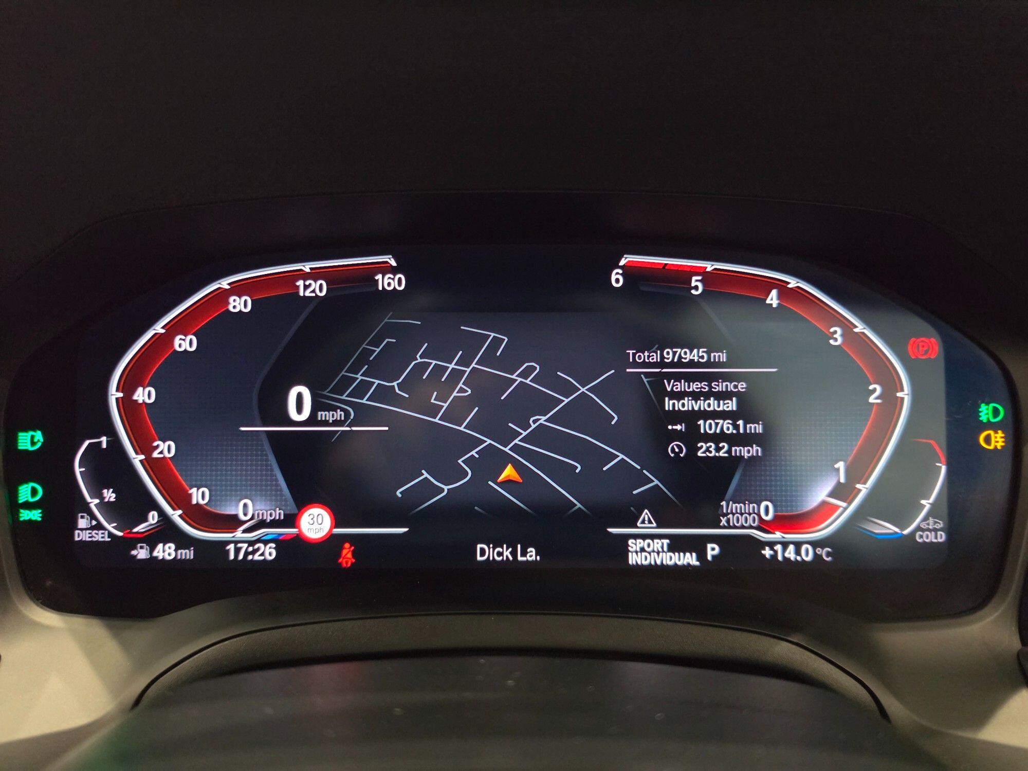 BMW 3 Series view 90