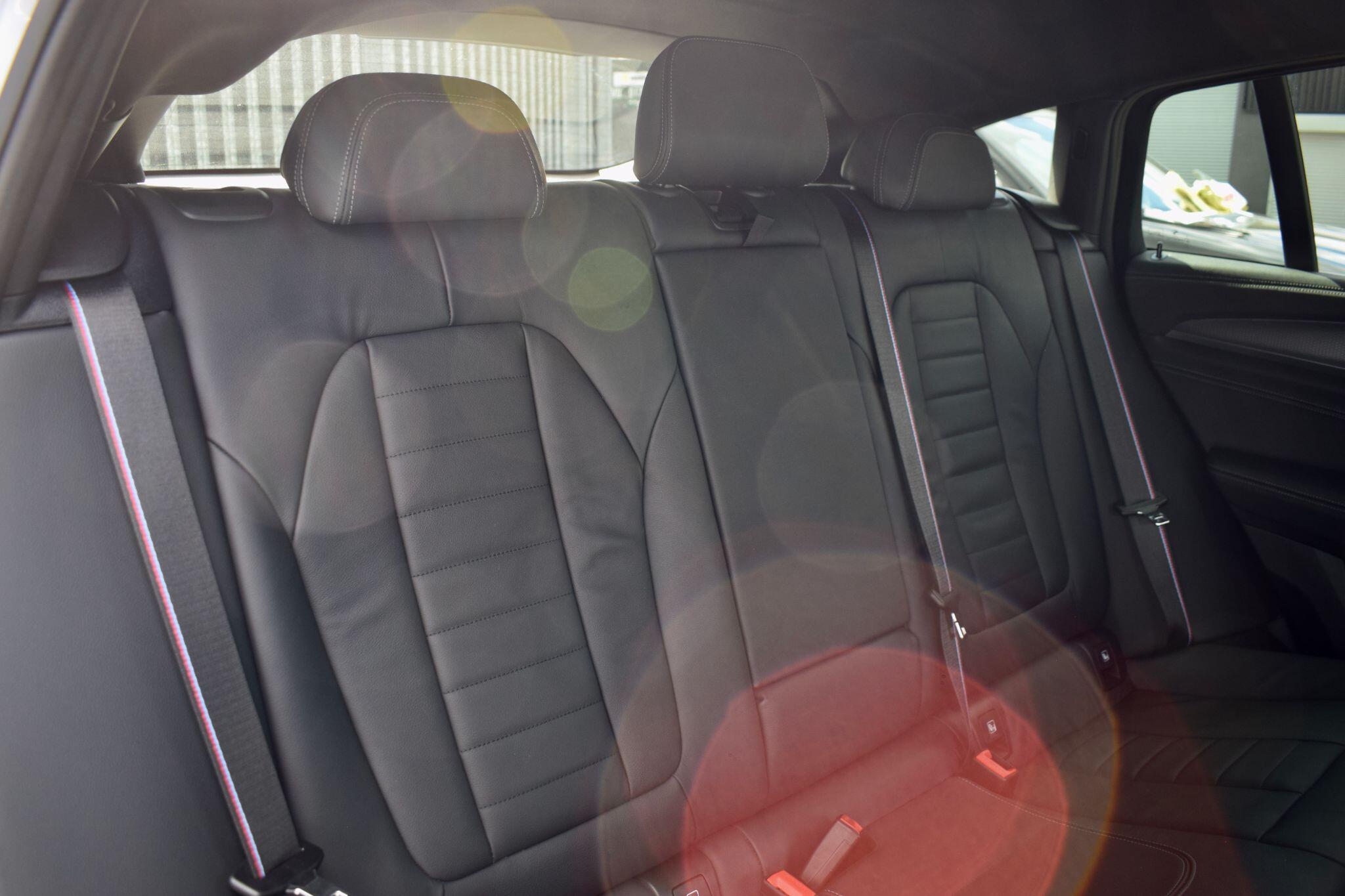 BMW X4 view 26