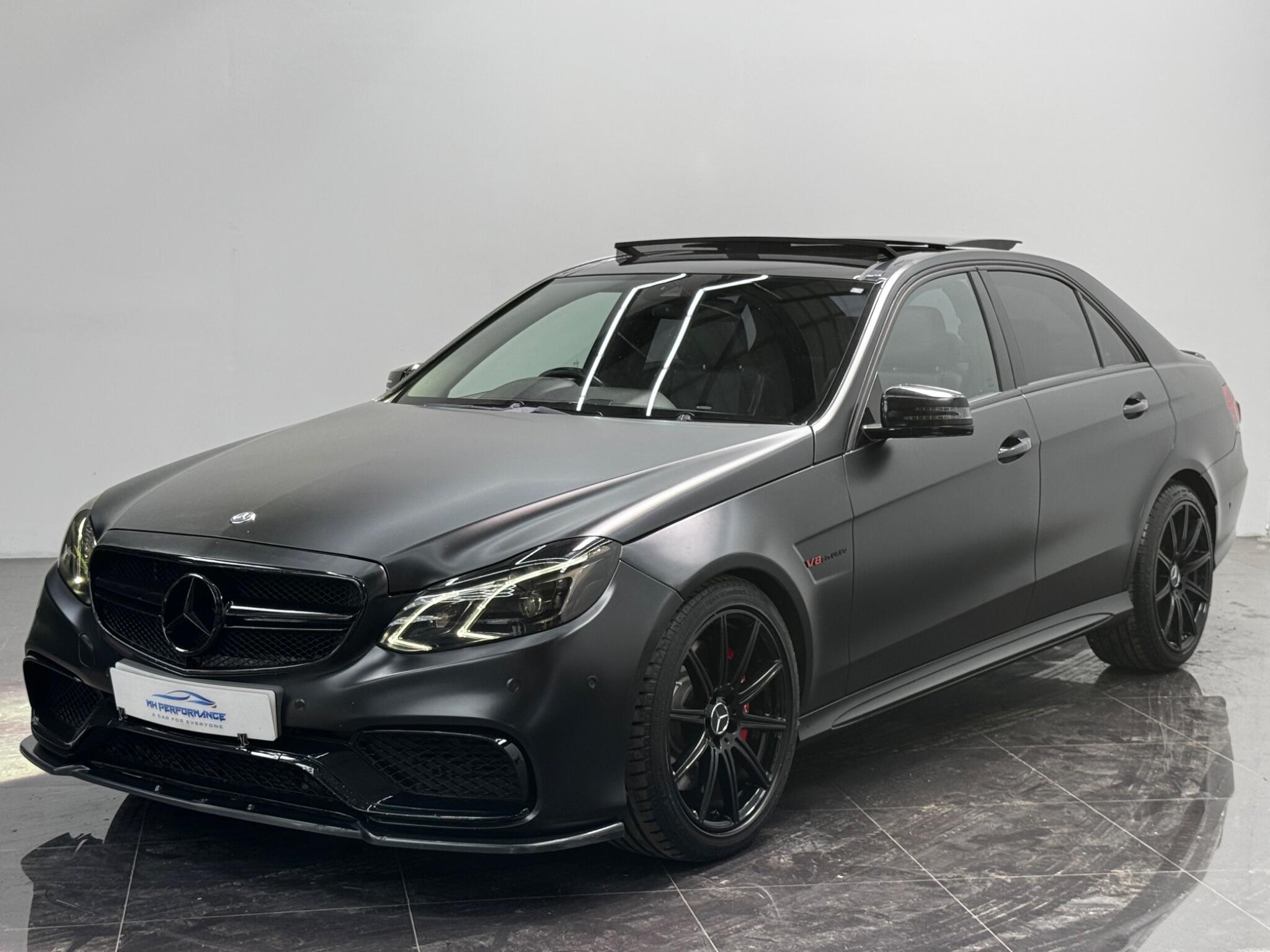 Mercedes-Benz E-Class view 22