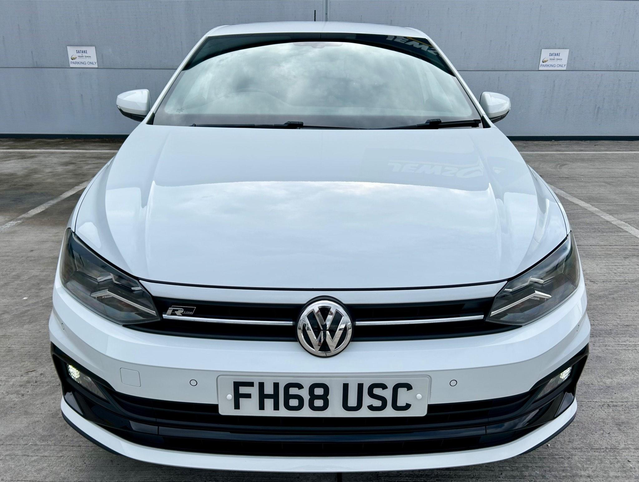 Volkswagen Polo view 3