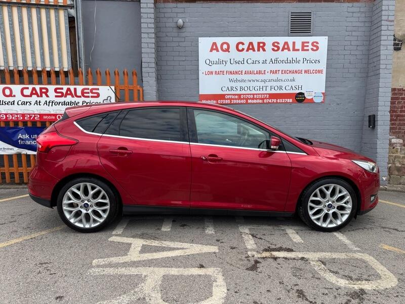 Ford Focus view 8