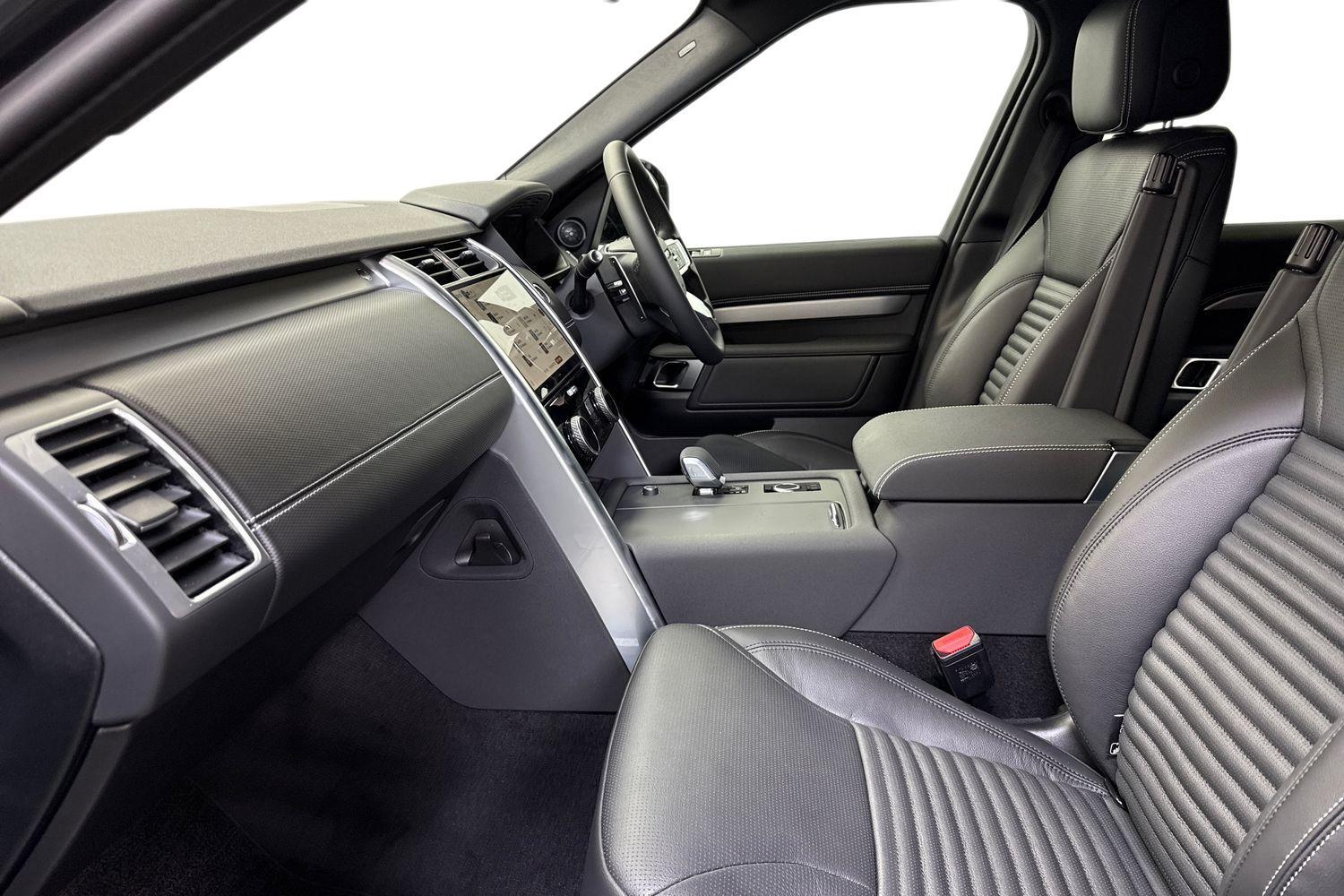 Land Rover Discovery view 7