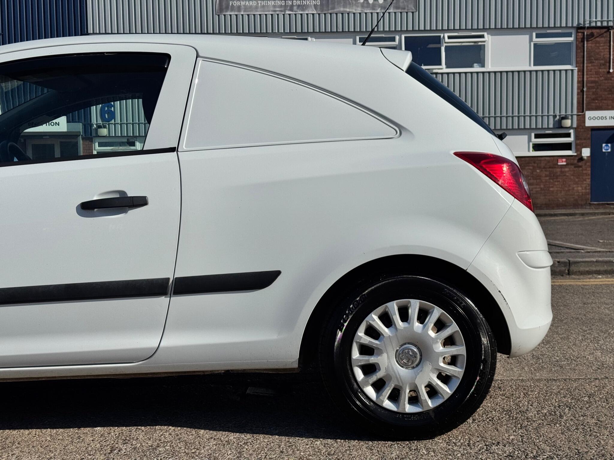 Vauxhall Corsa Van view 41