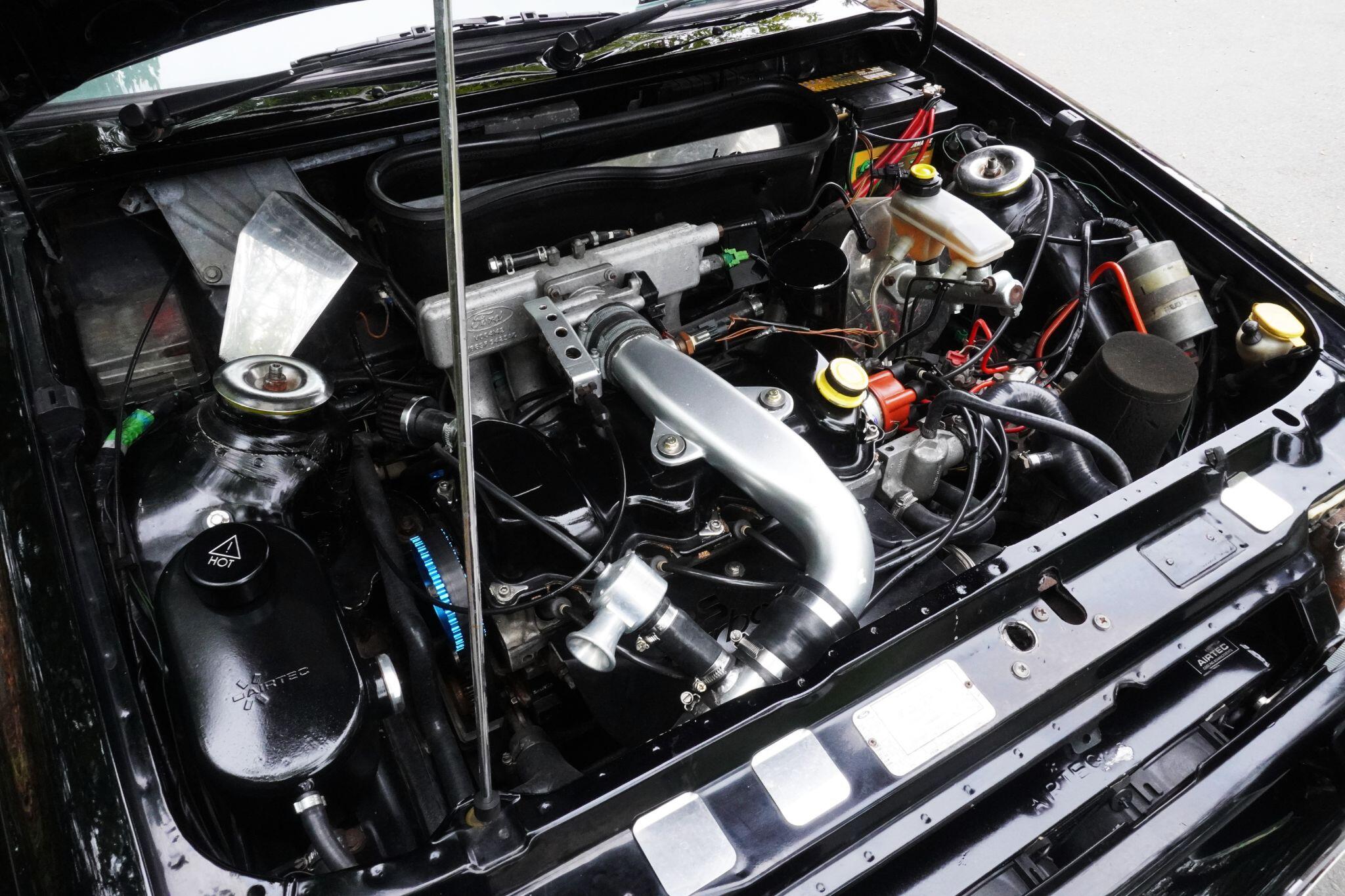 Ford Escort view 74