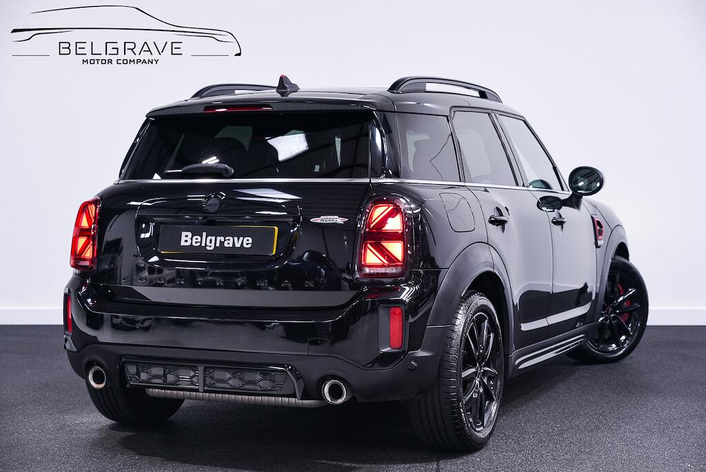 MINI Countryman view 3