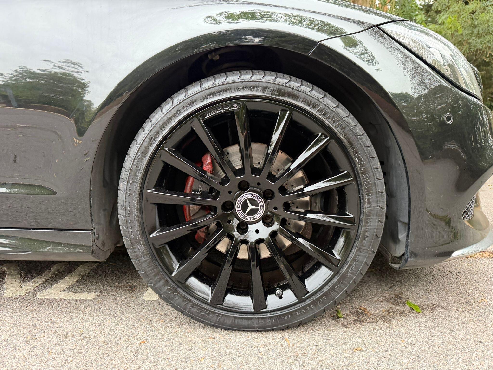 Mercedes-Benz CLS view 29