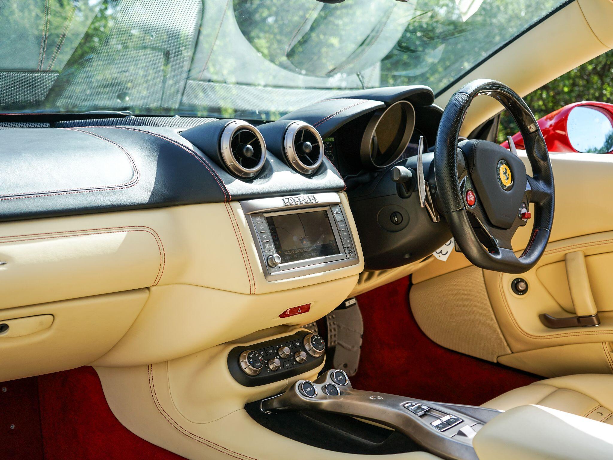 Ferrari California view 17
