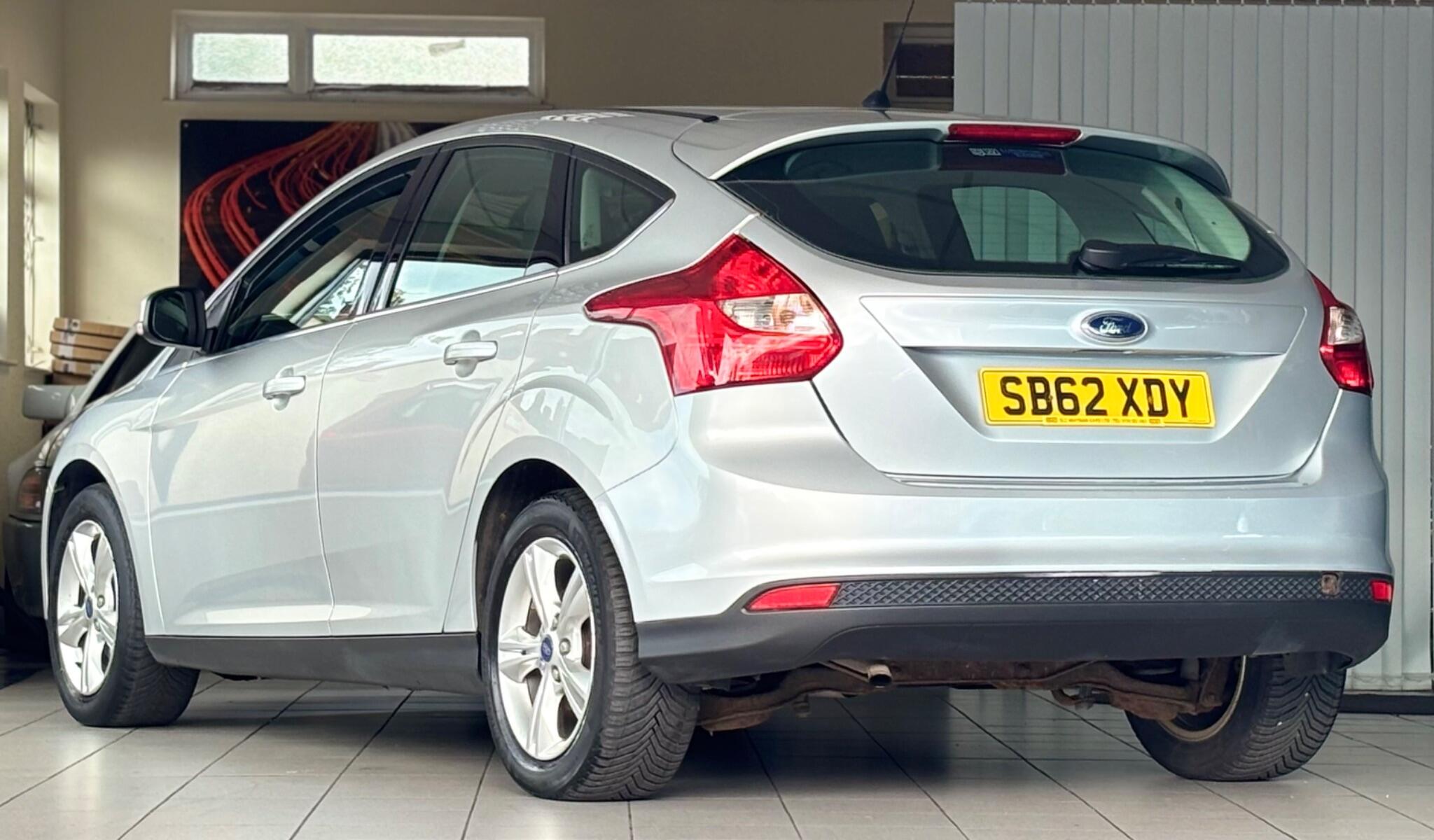 Ford Focus view 4