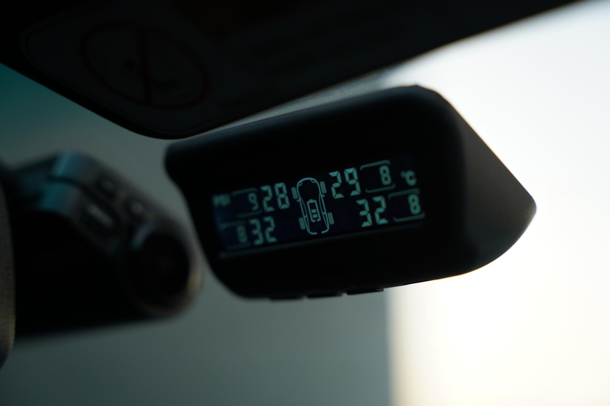 Lotus Exige view 98