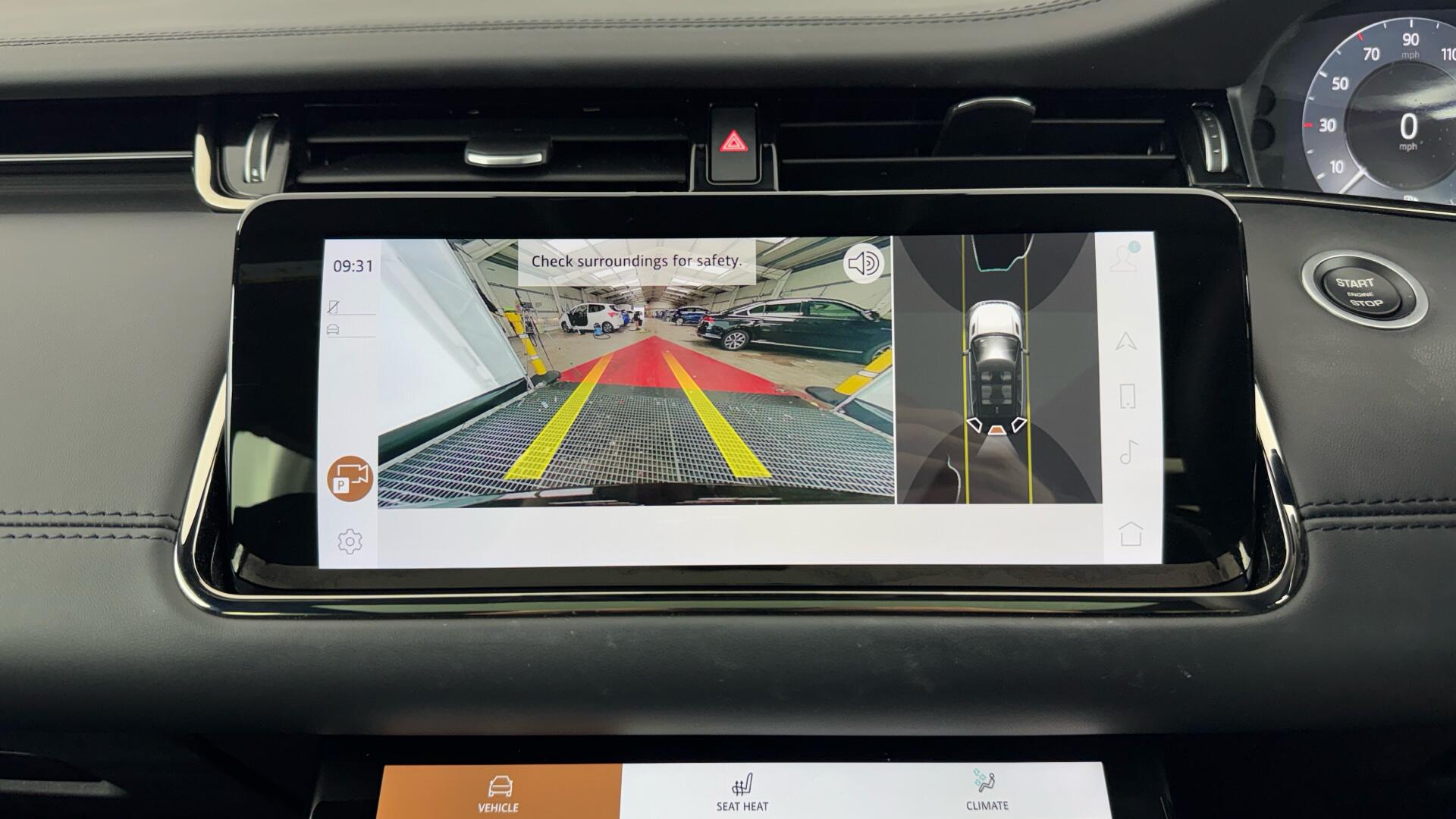 Land Rover Range Rover Evoque view 34