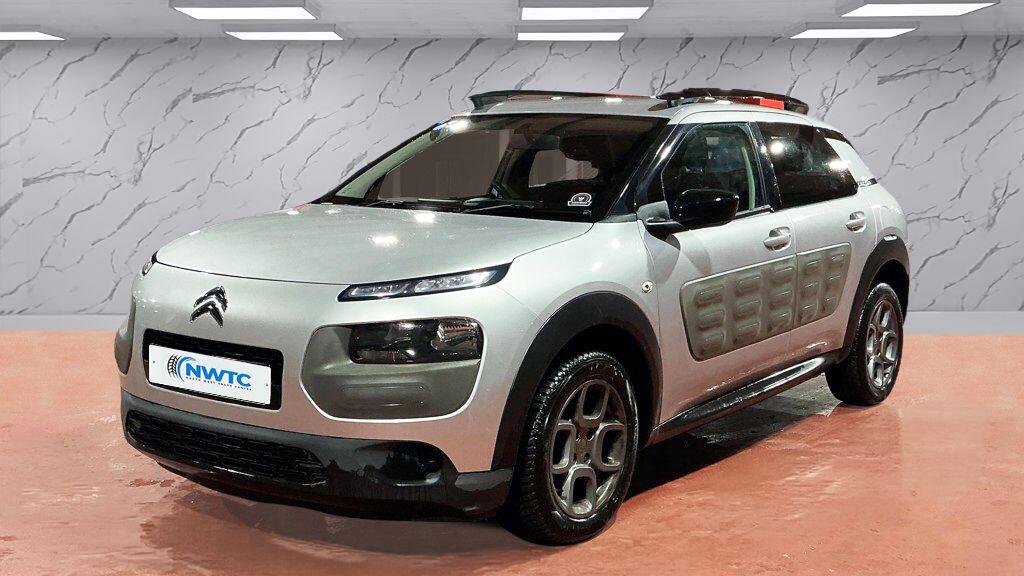 Citroen C4 Cactus view 3
