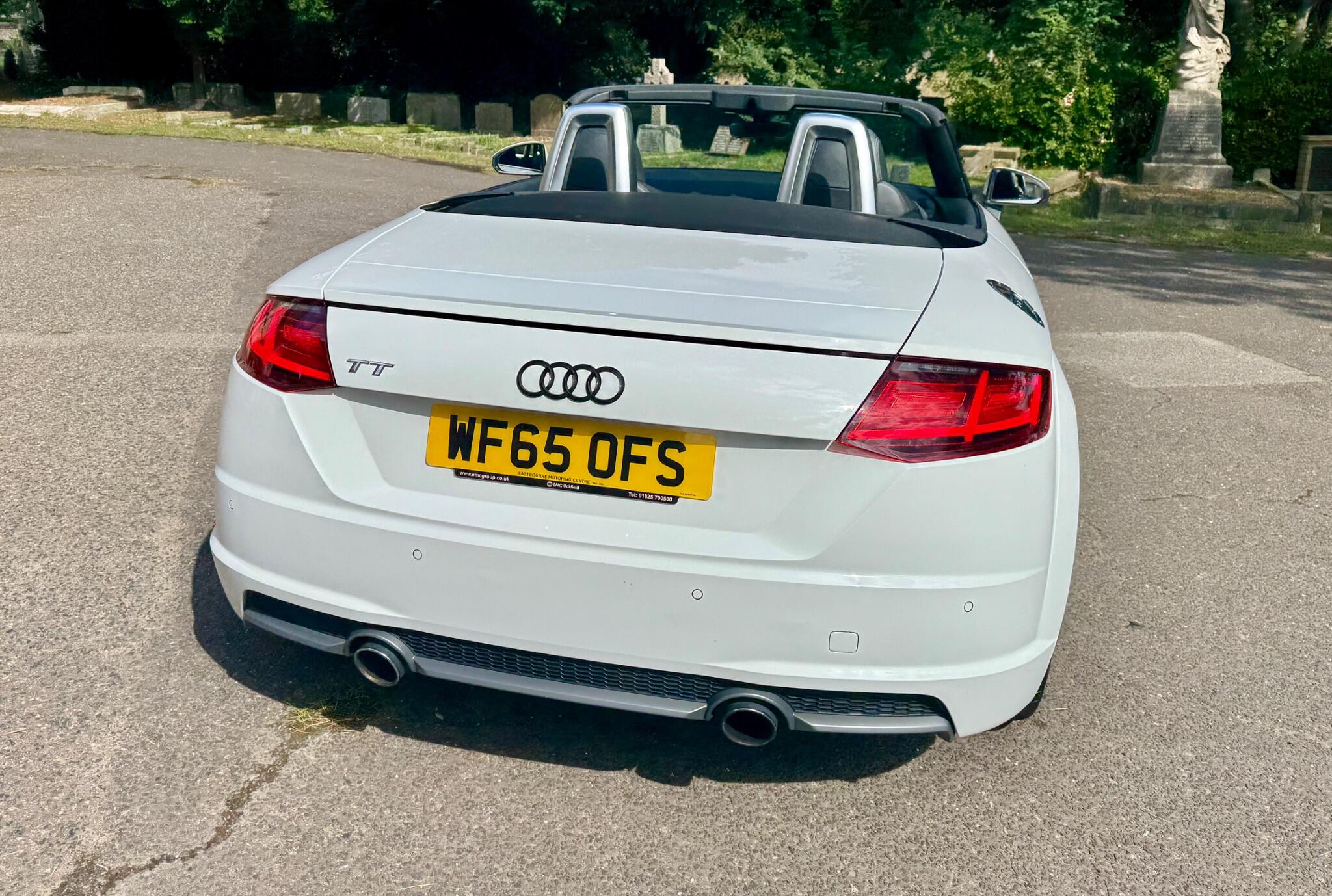 Audi TT view 17