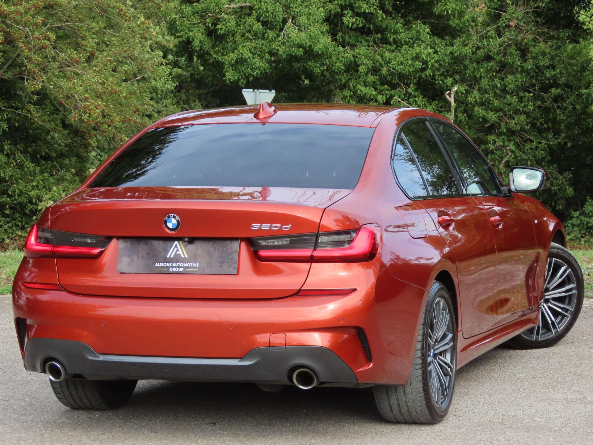 BMW 3 Series view 4