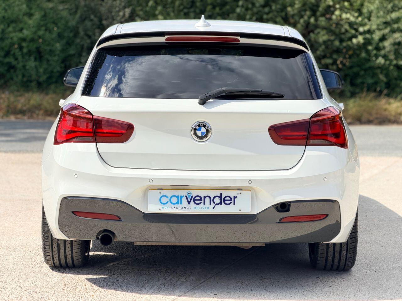 BMW 1 Series view 11