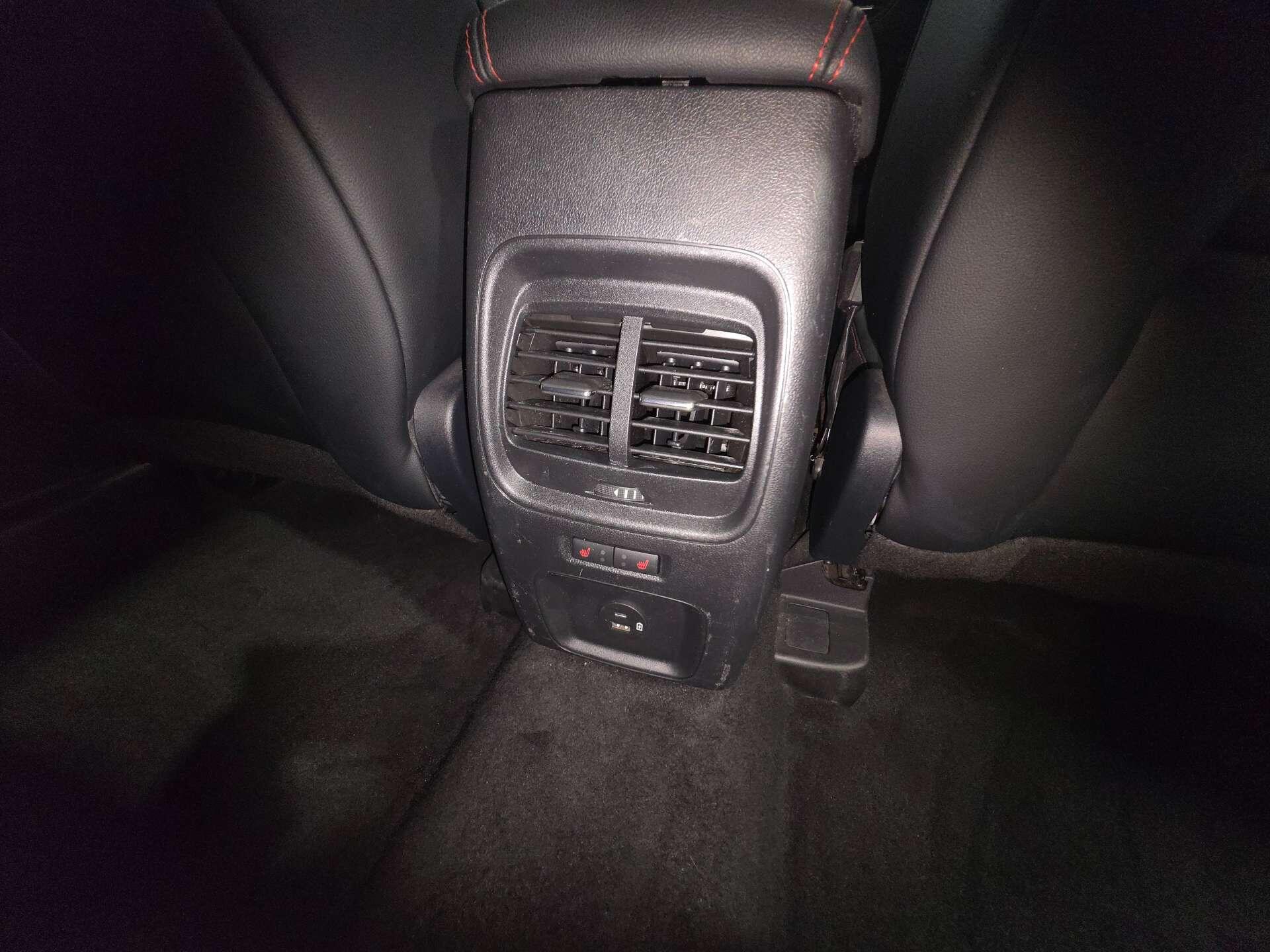 Ford Kuga view 51
