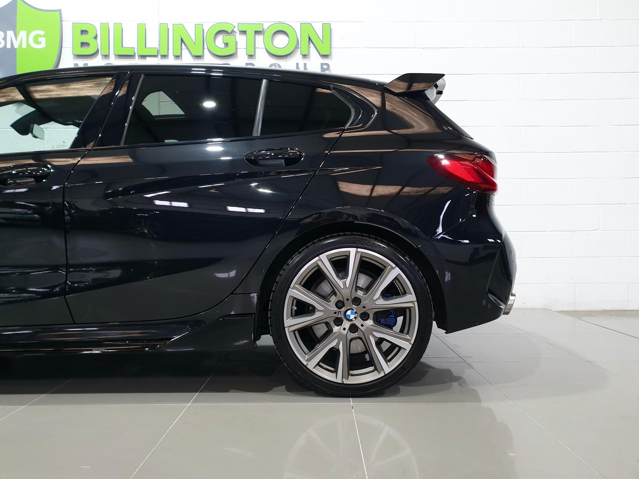 BMW 1 Series view 26