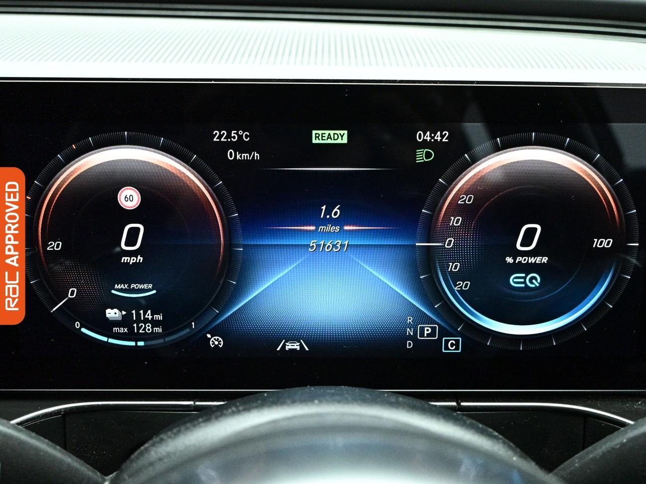 Mercedes-Benz EQC view 3