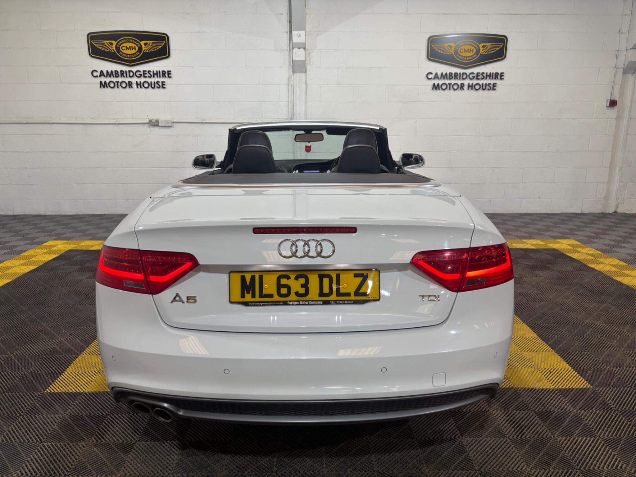 Audi A5 Cabriolet view 12