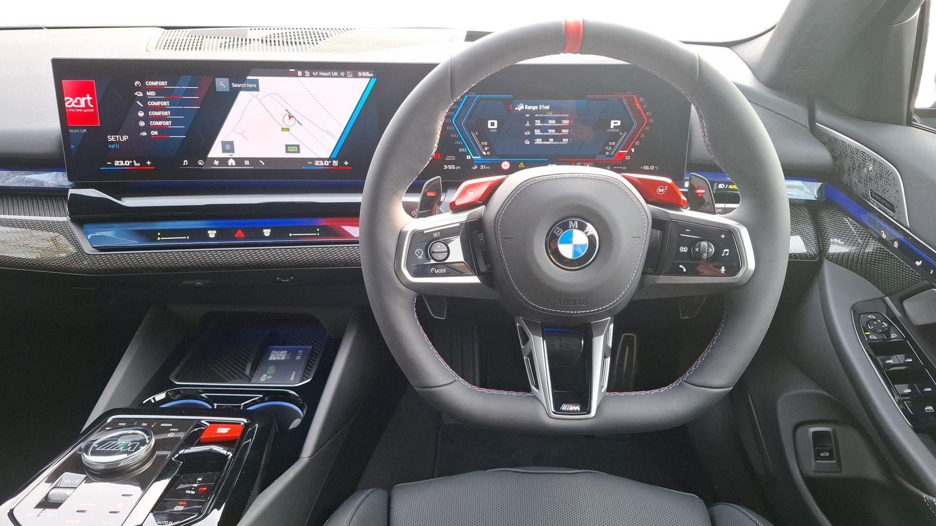 BMW M5 view 5