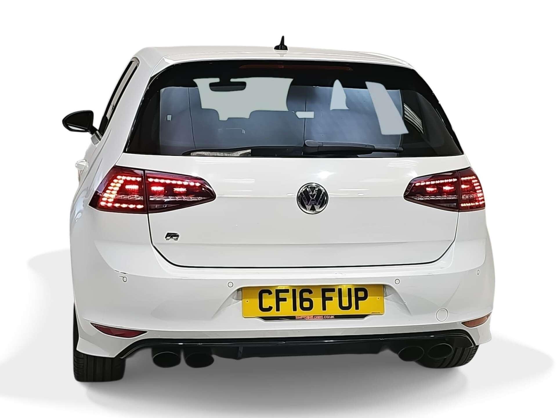 Volkswagen Golf view 6