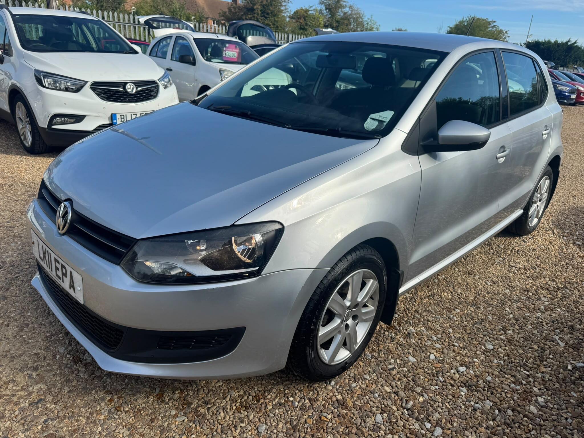 Volkswagen Polo view 3