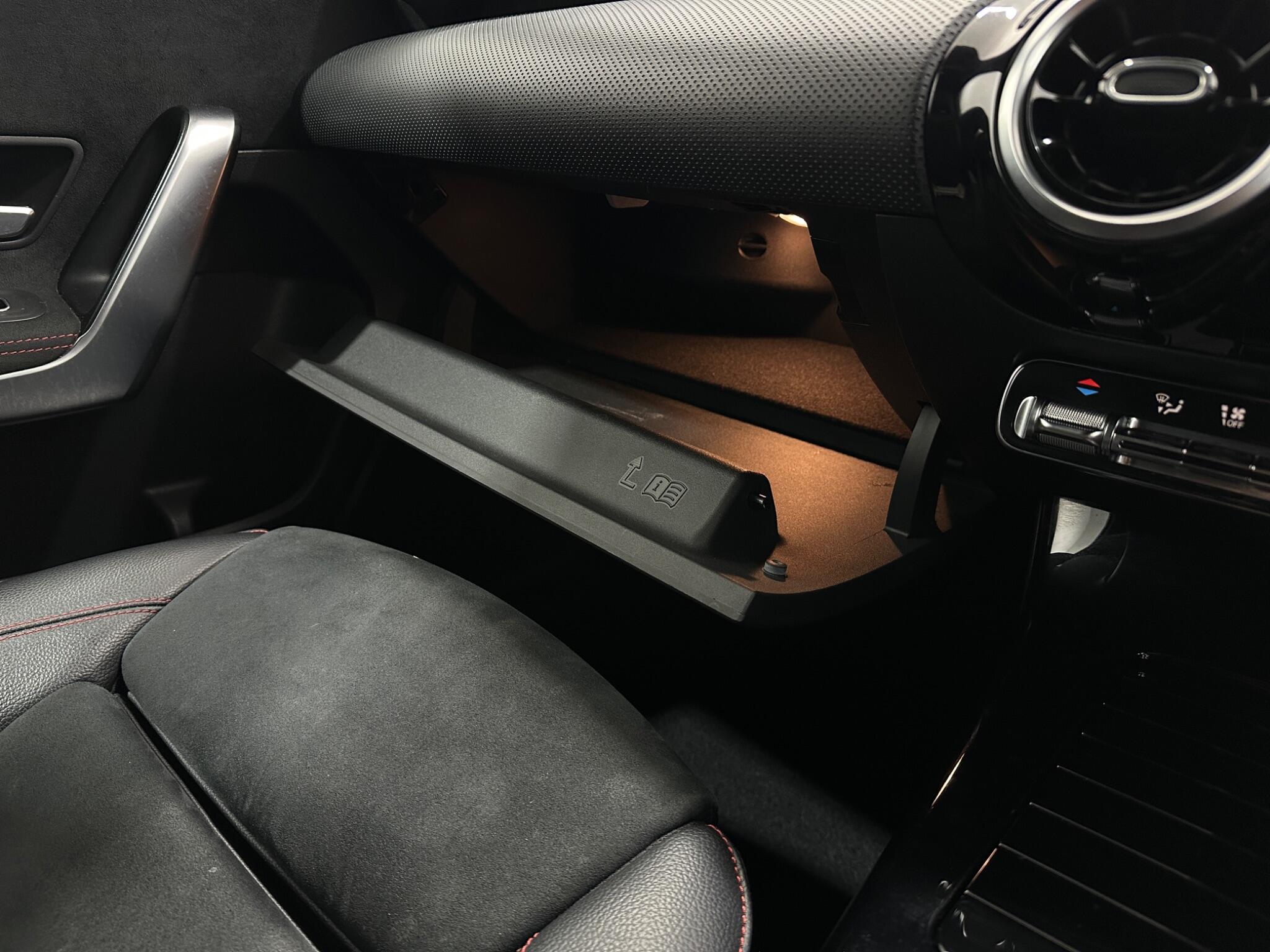 Mercedes-Benz A-Class view 28