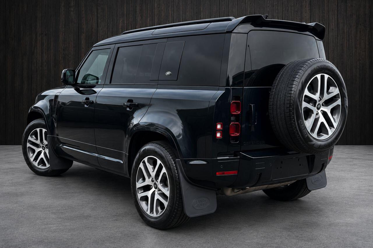 Land Rover Defender view 3