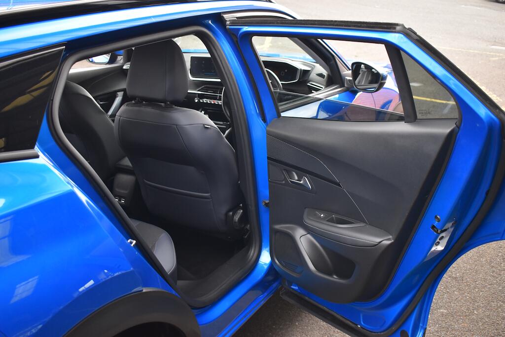 Peugeot 2008 view 32