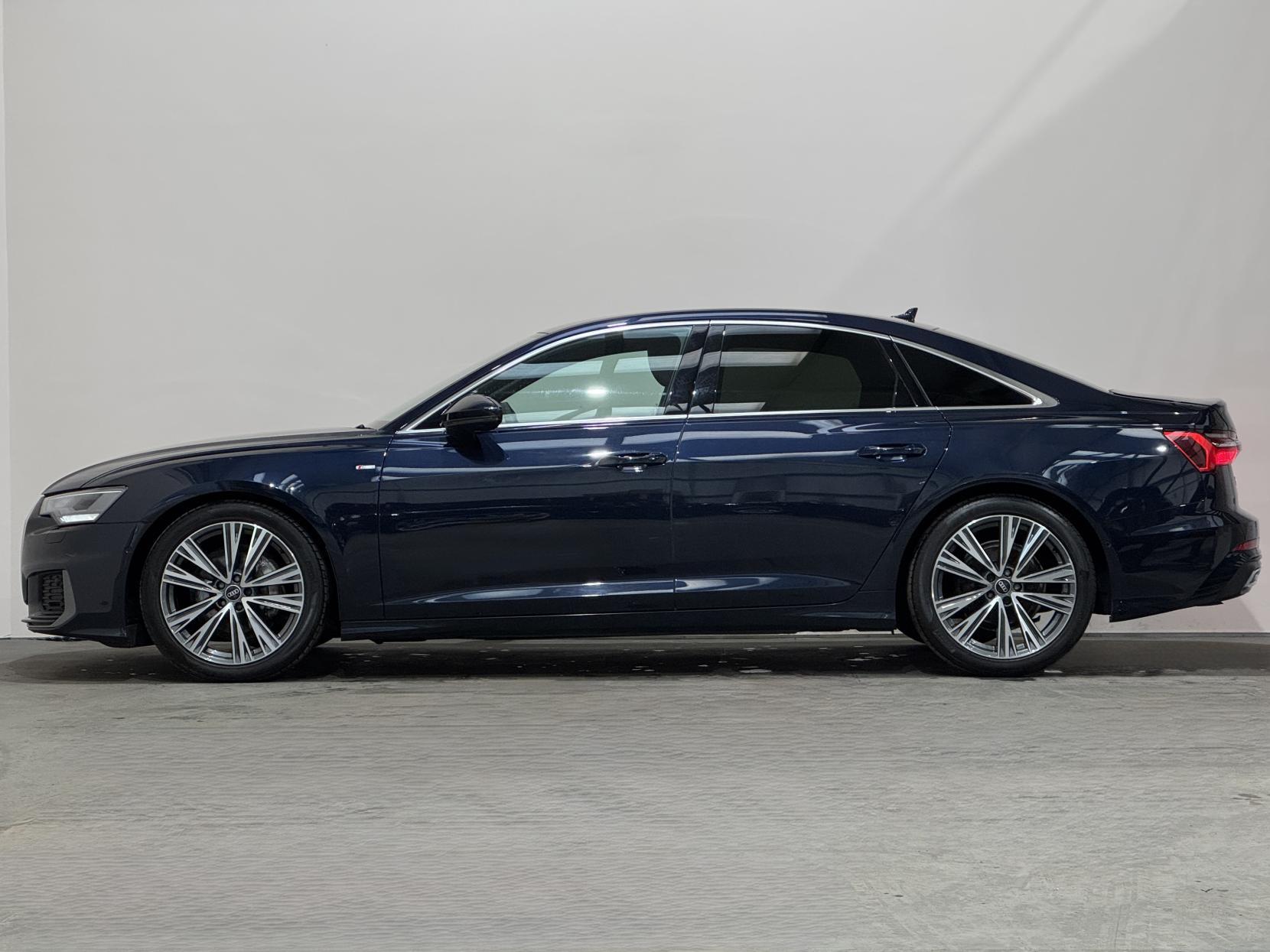 Audi A6 Saloon view 7