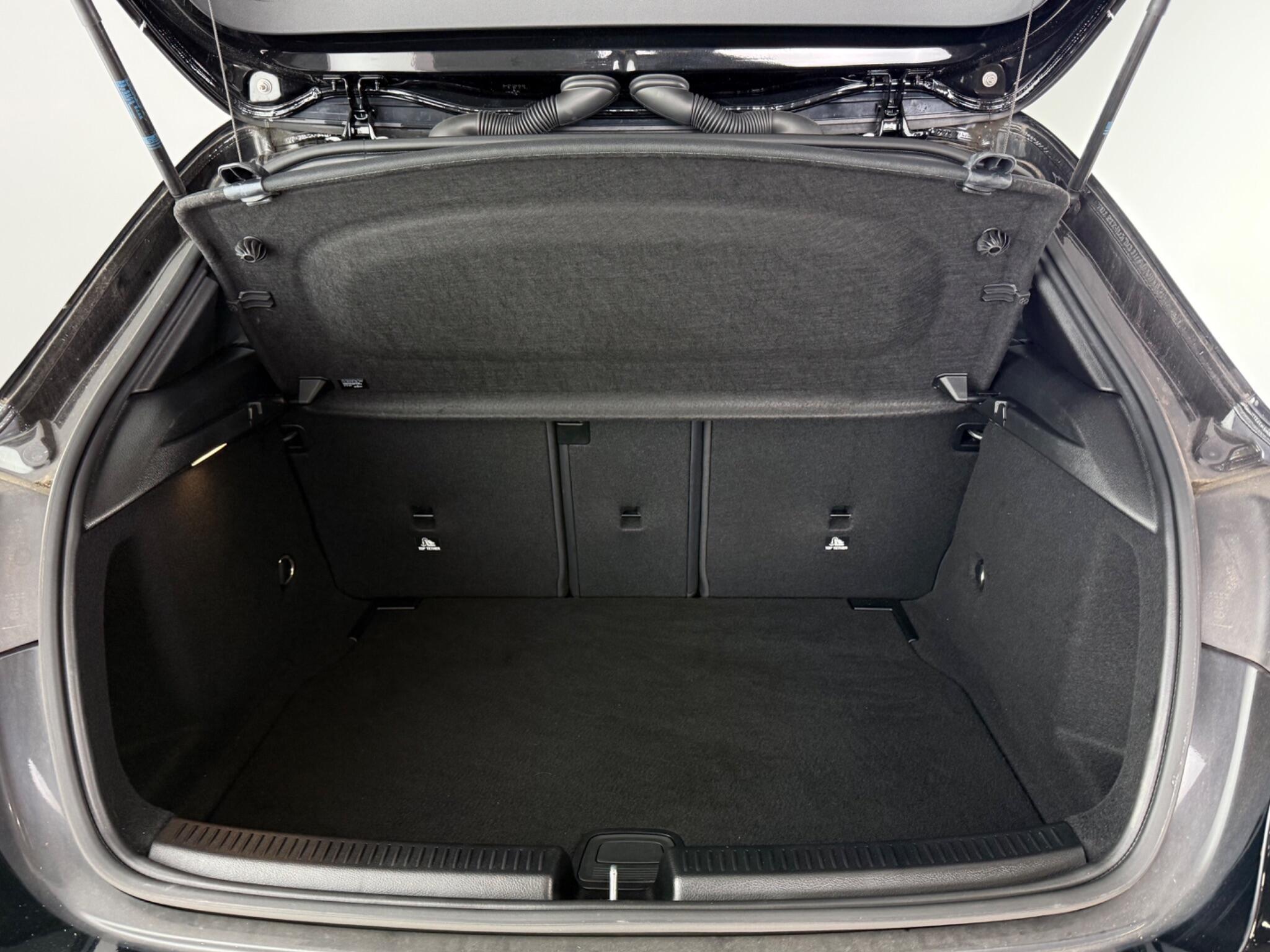 Mercedes-Benz A-Class view 13