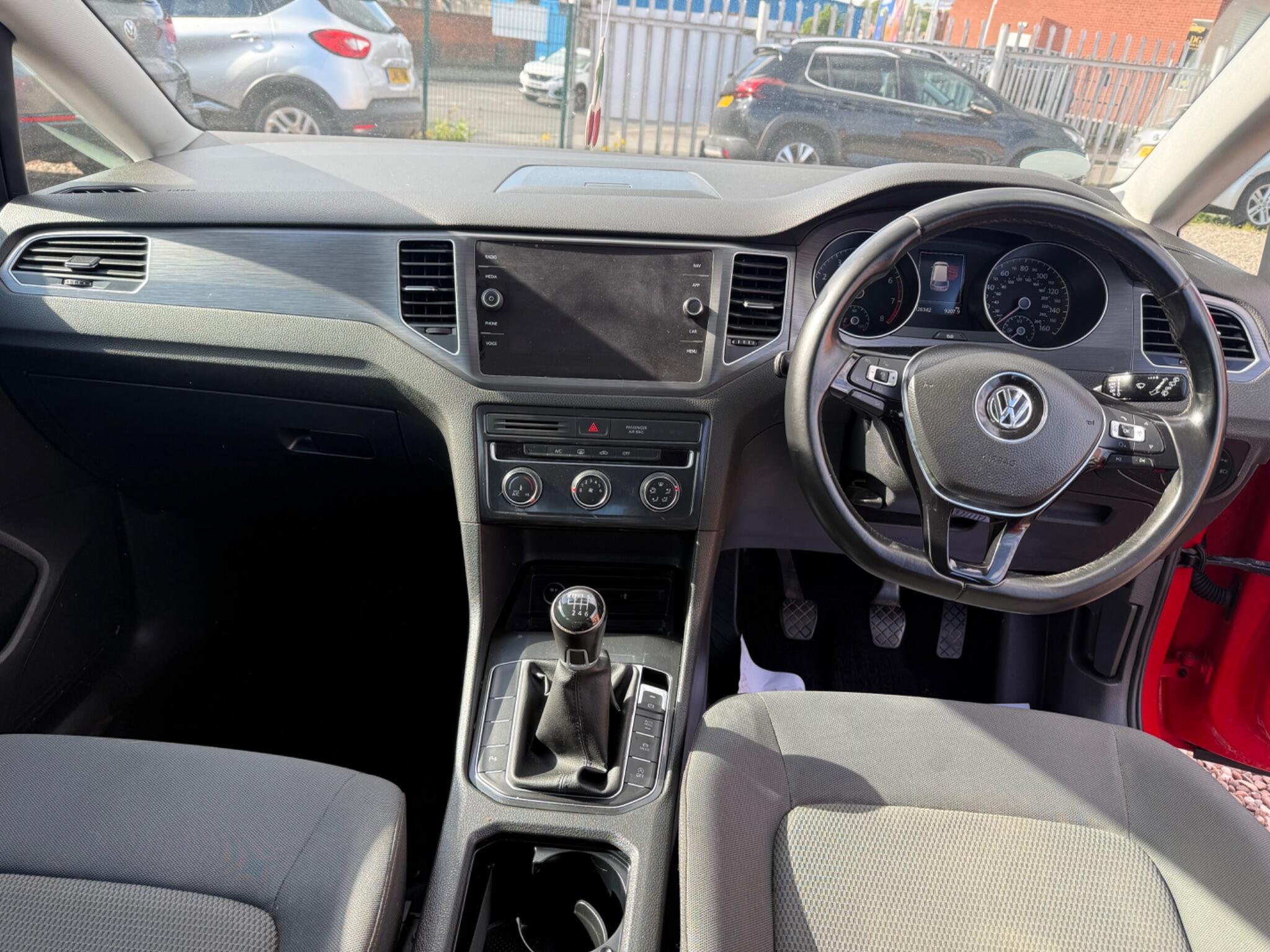 Volkswagen Golf Sportsvan view 22