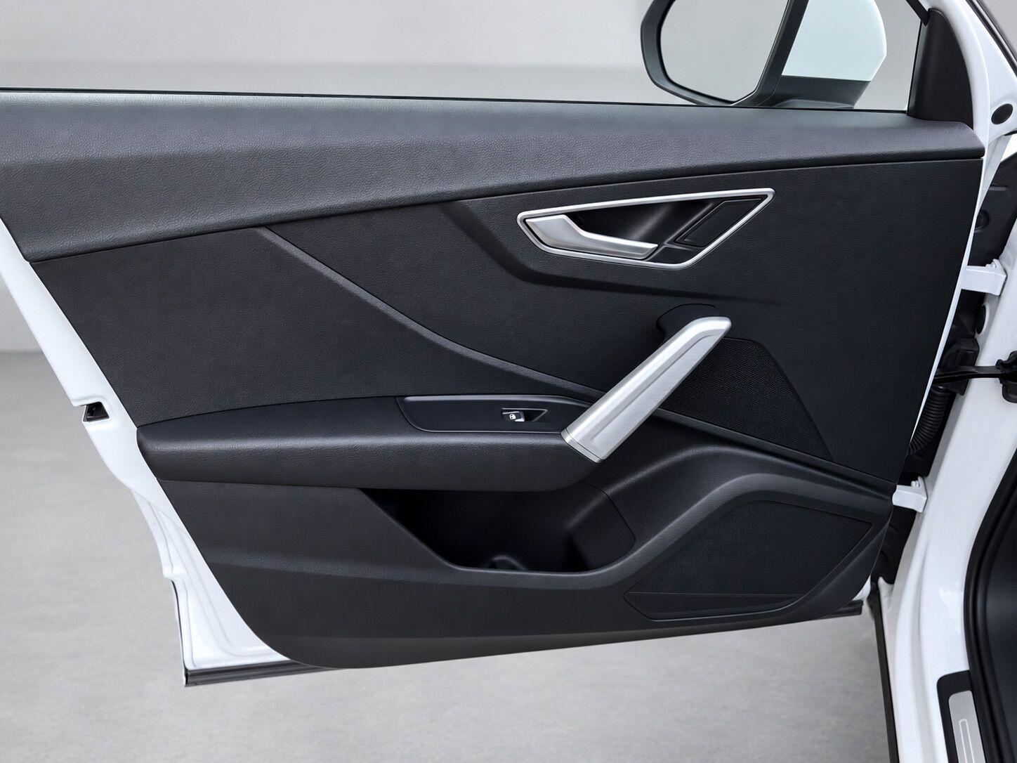 Audi Q2 view 35