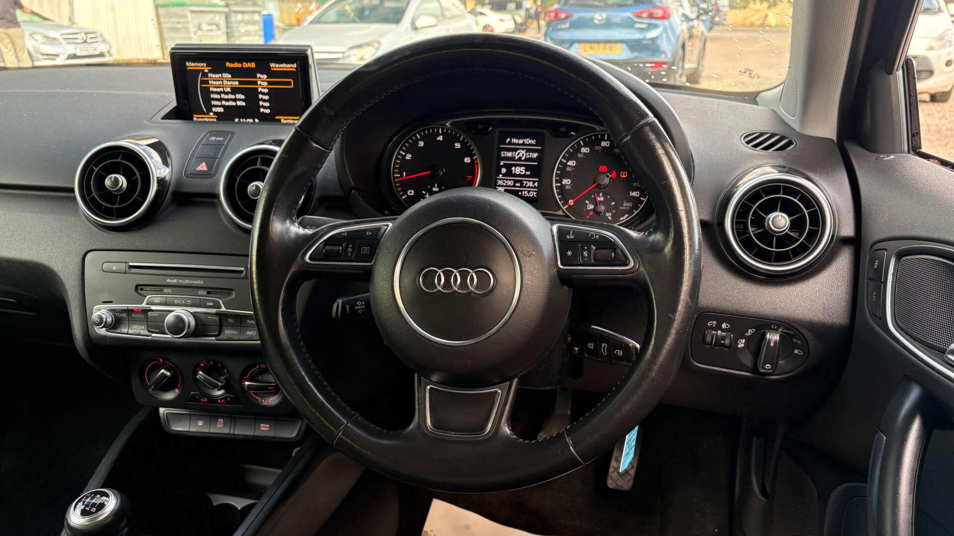 Audi A1 view 14