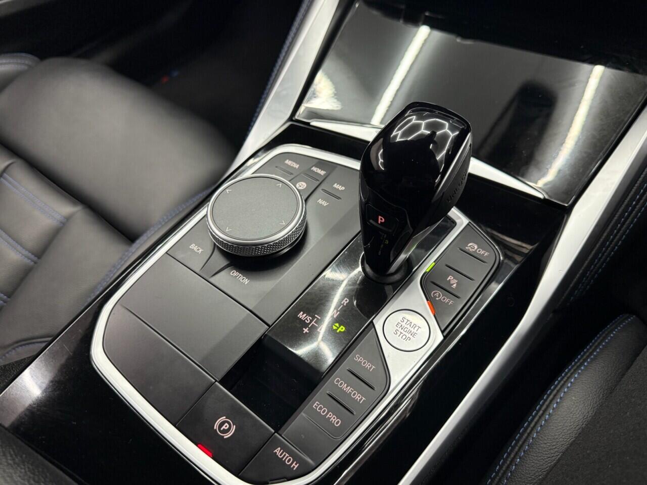 BMW 2 Series view 24