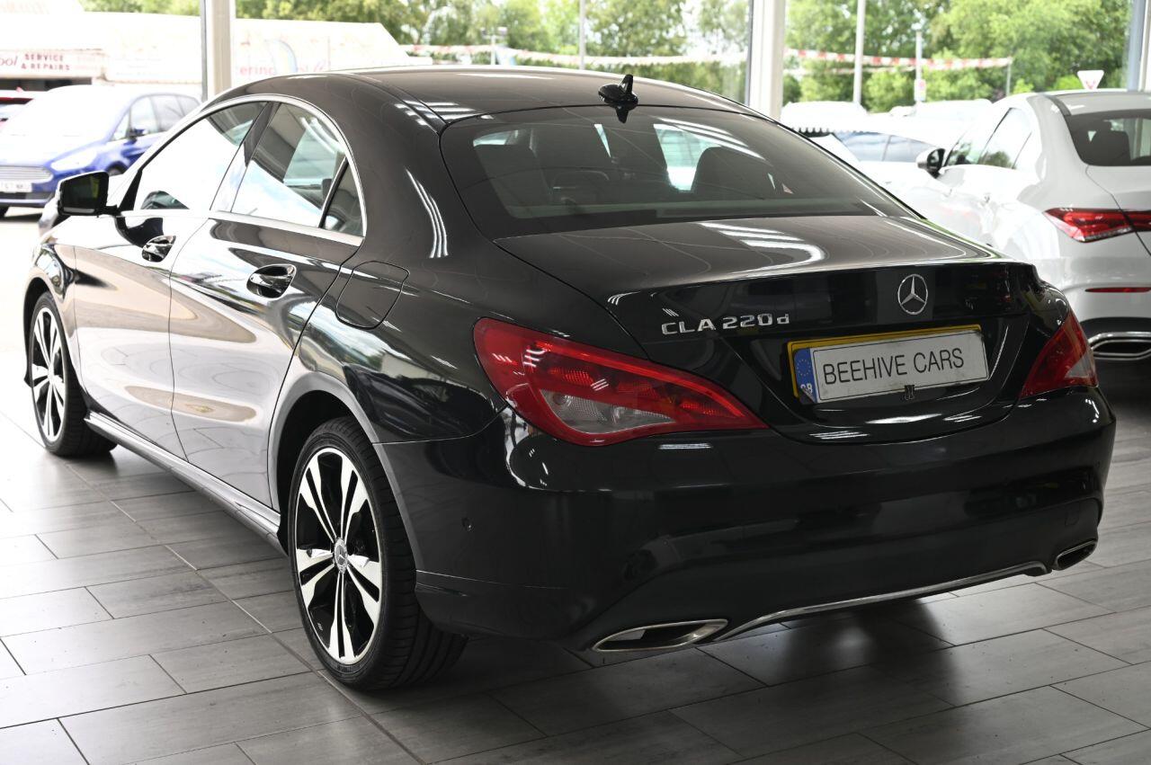 Mercedes-Benz Cla view 10