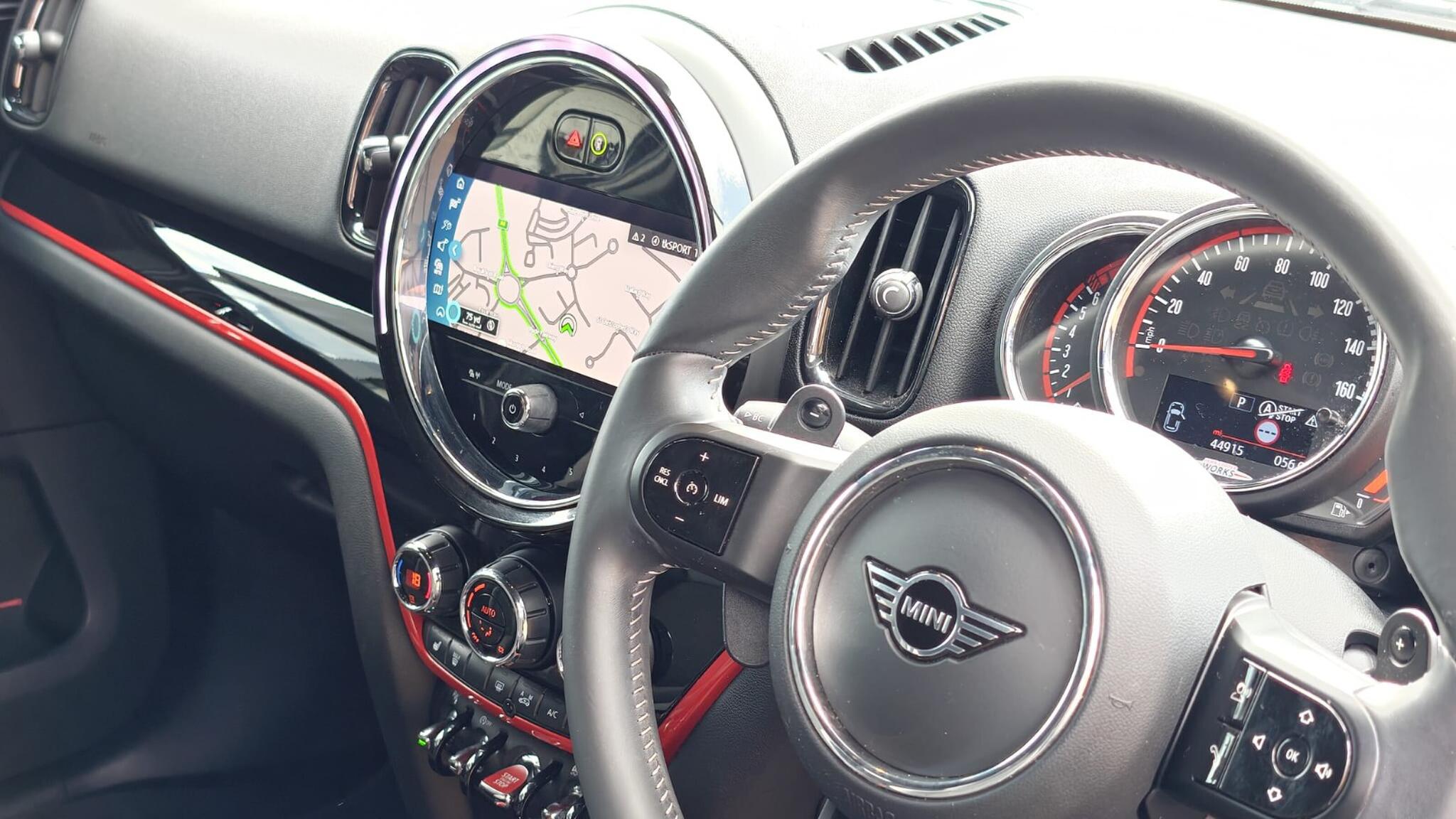 Mini Countryman view 16