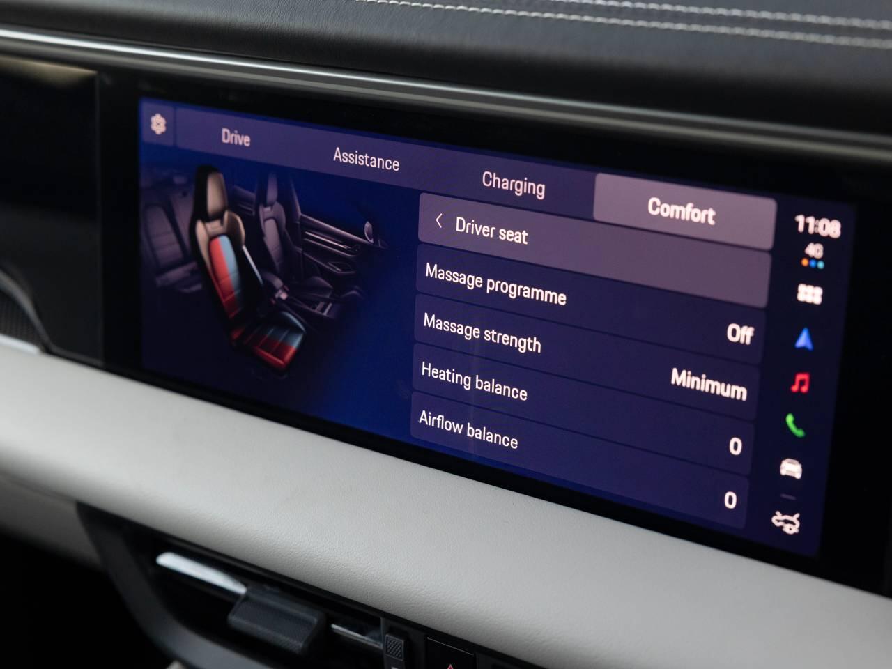 Porsche Macan view 64