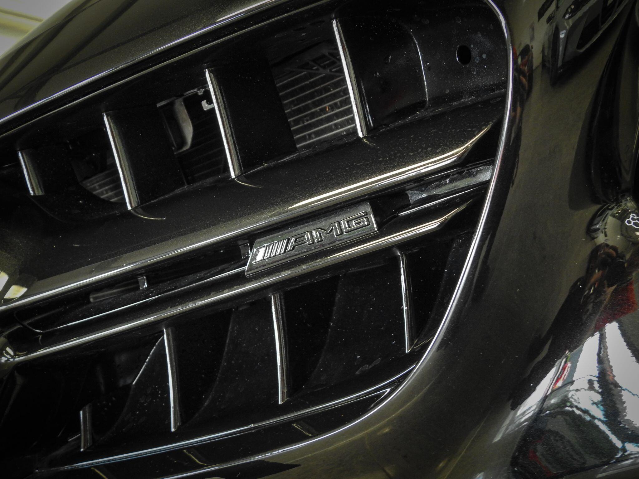 Mercedes-Benz E-Class view 12