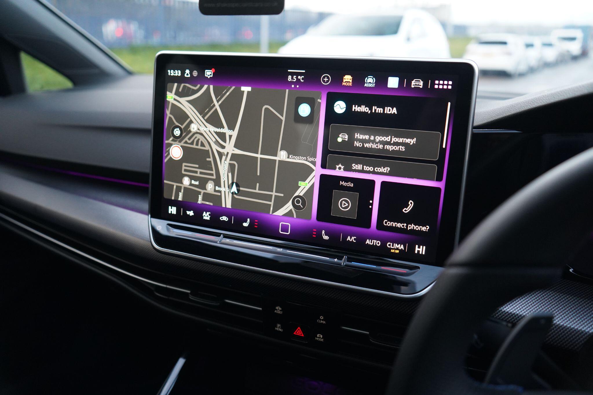Volkswagen Golf view 16
