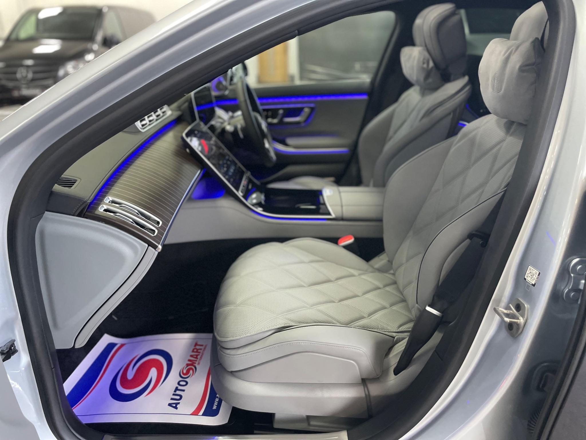 Mercedes-Benz S-Class view 35