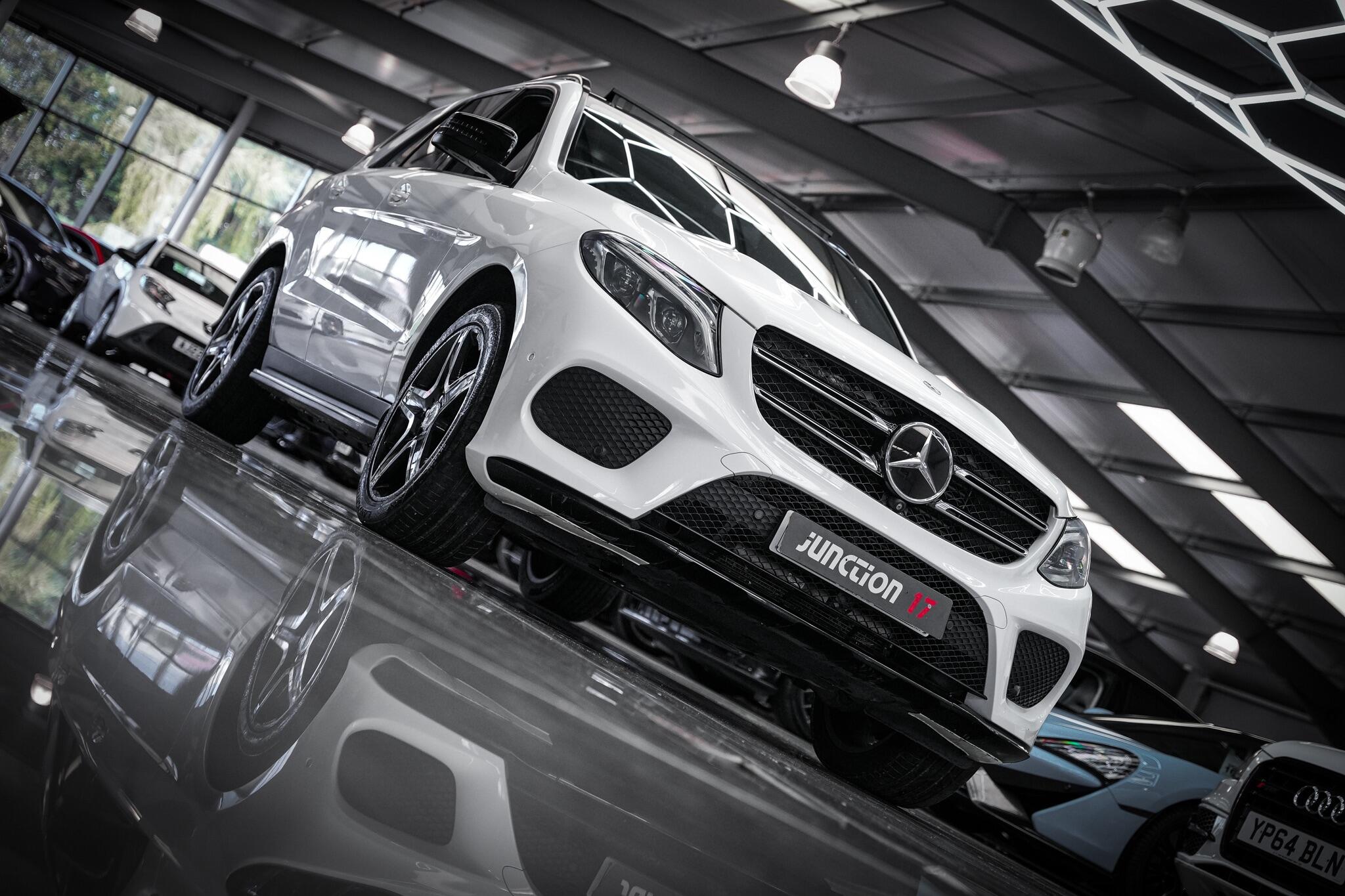 Mercedes-Benz GLE view 33