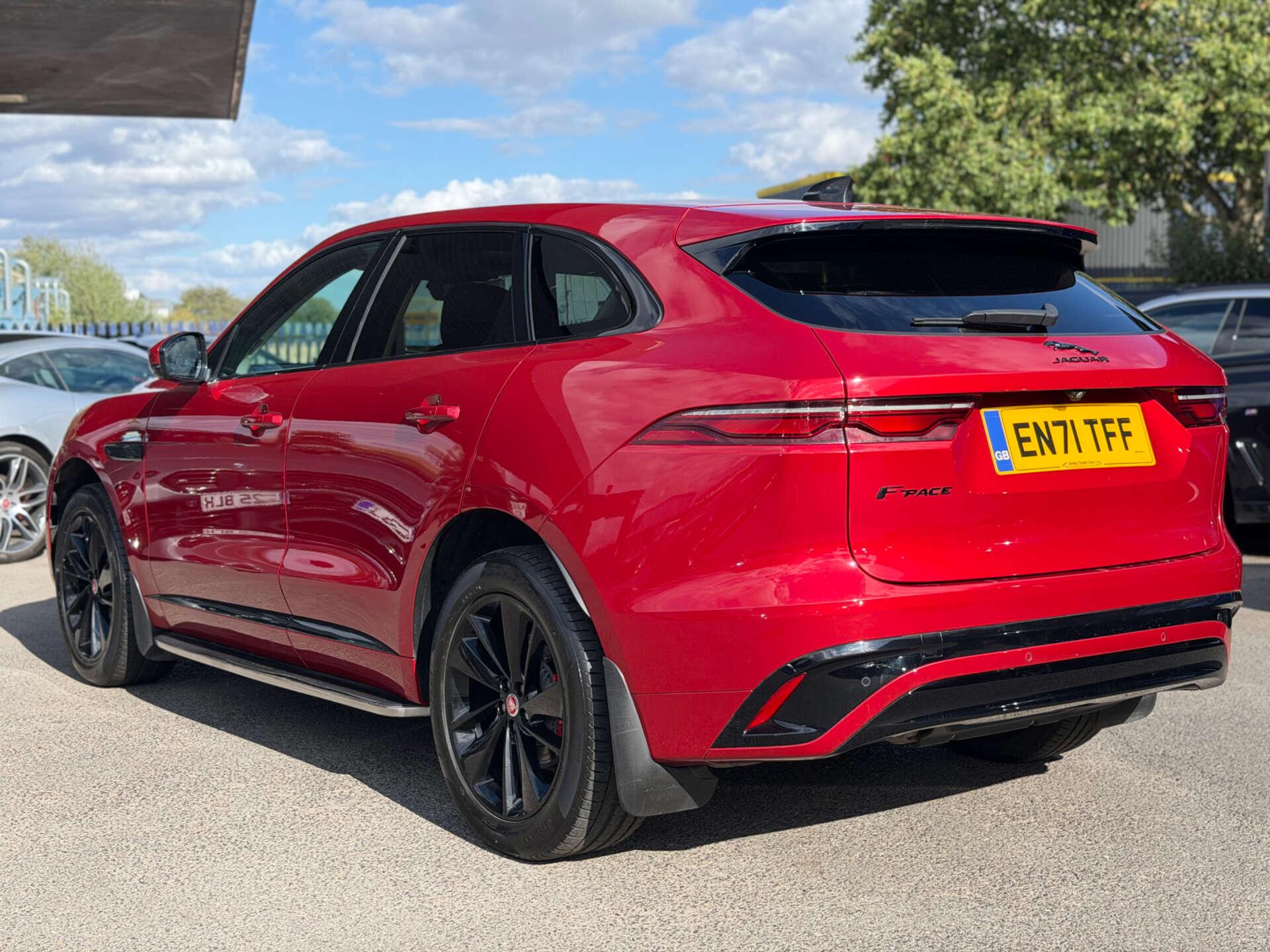 Jaguar F-Pace view 7