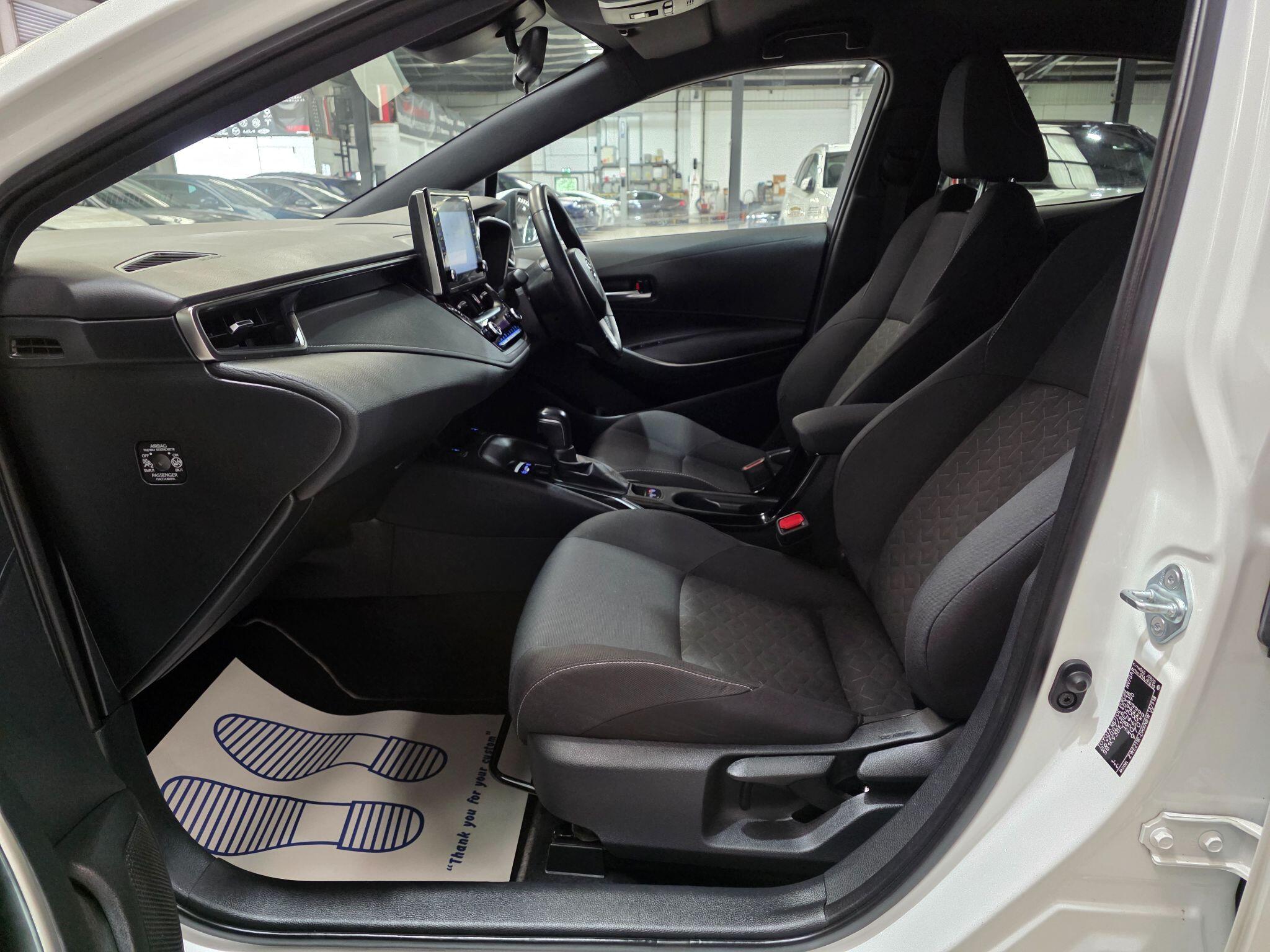 Toyota Corolla view 24