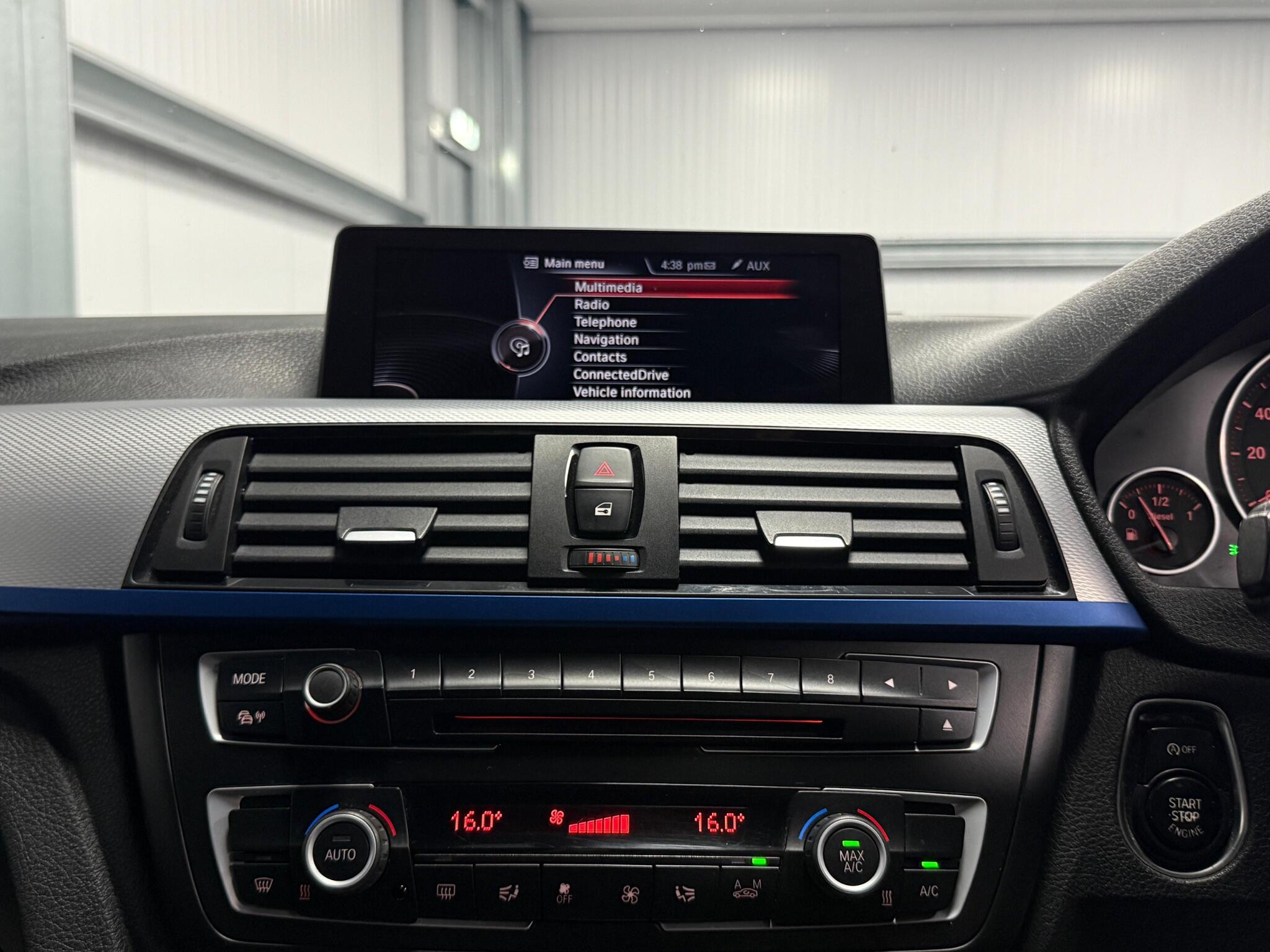 Audi Q7 view 32