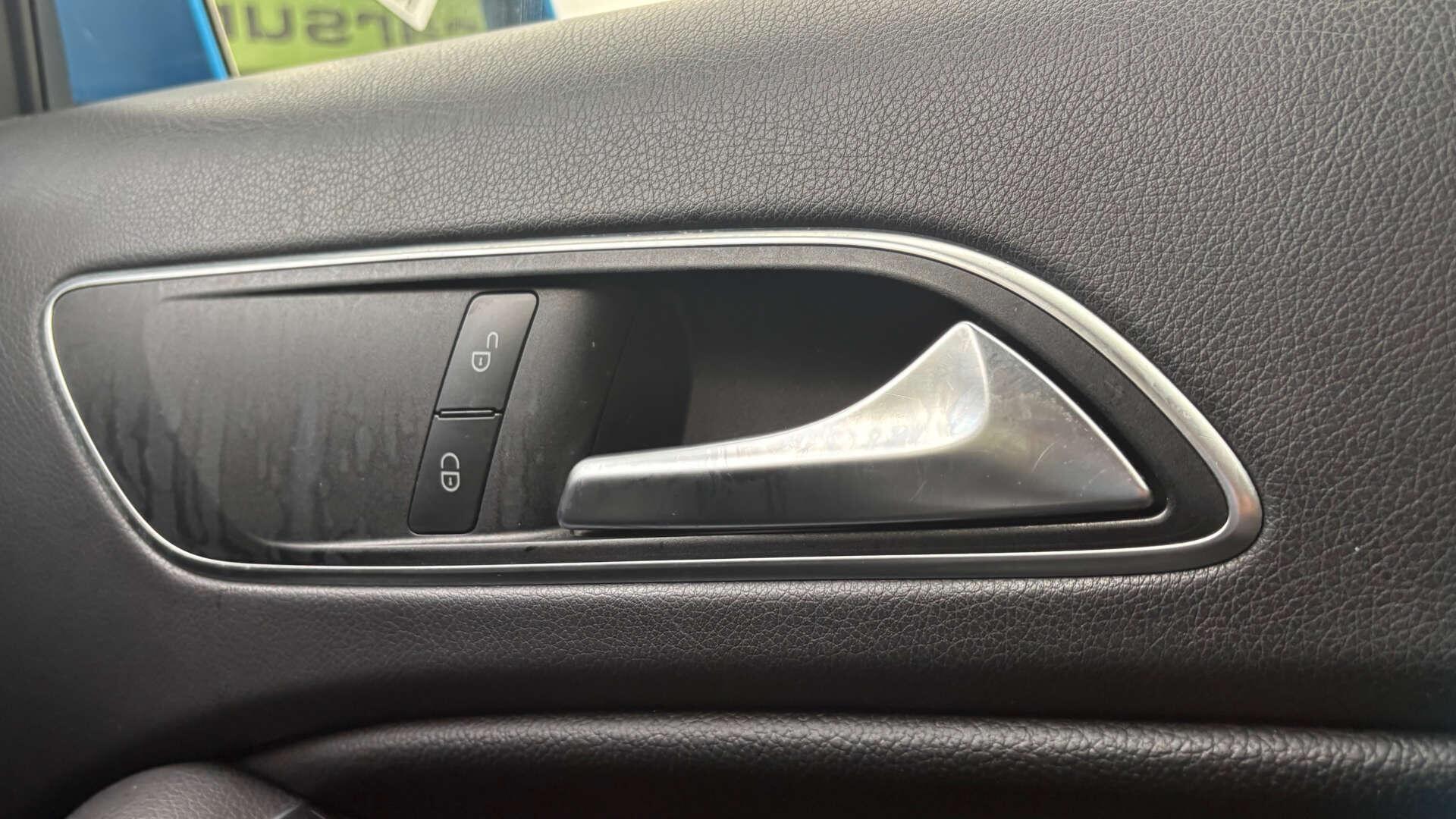 Mercedes-Benz A-Class view 23