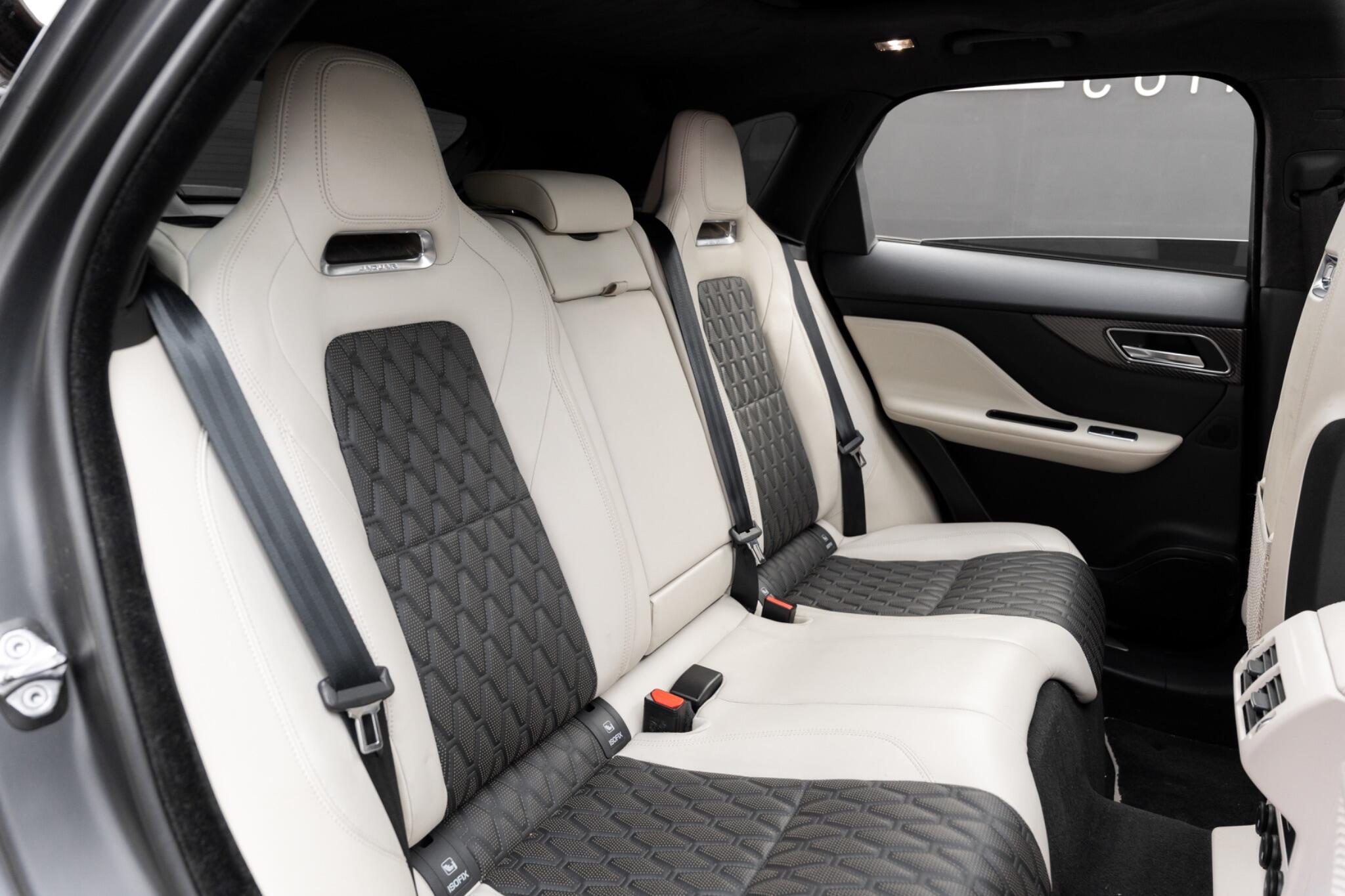 Jaguar F-Pace view 40