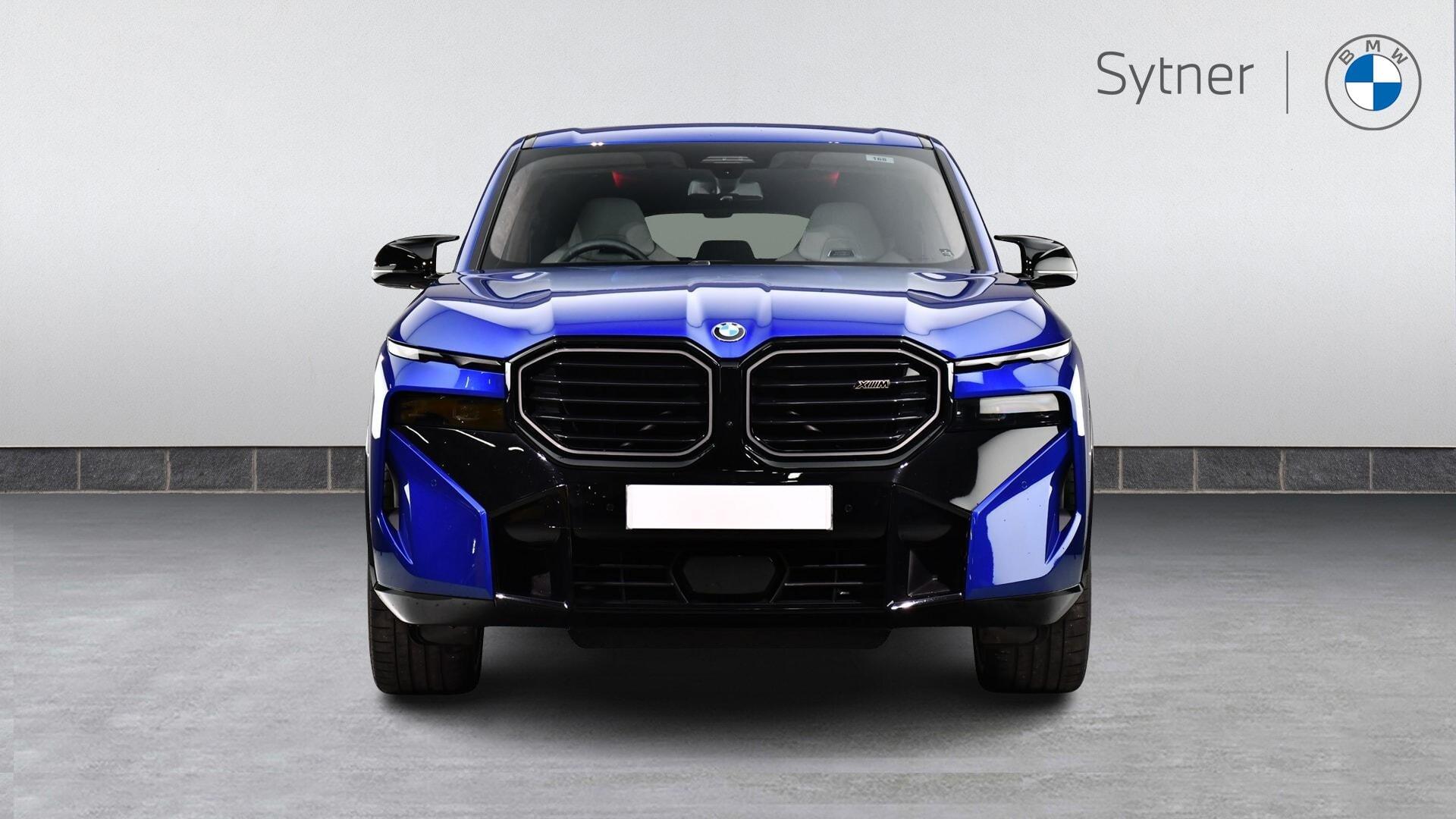 BMW XM view 16