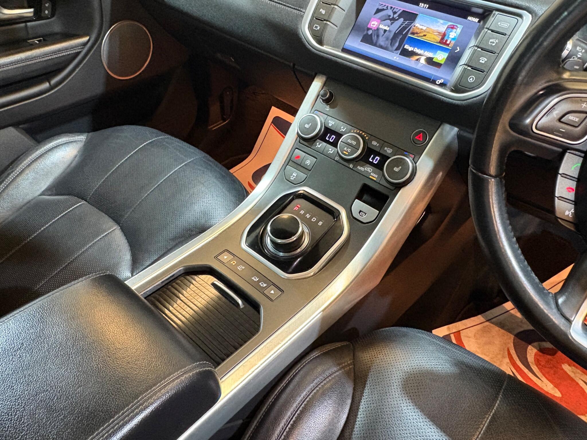 Land Rover Range Rover Evoque view 21