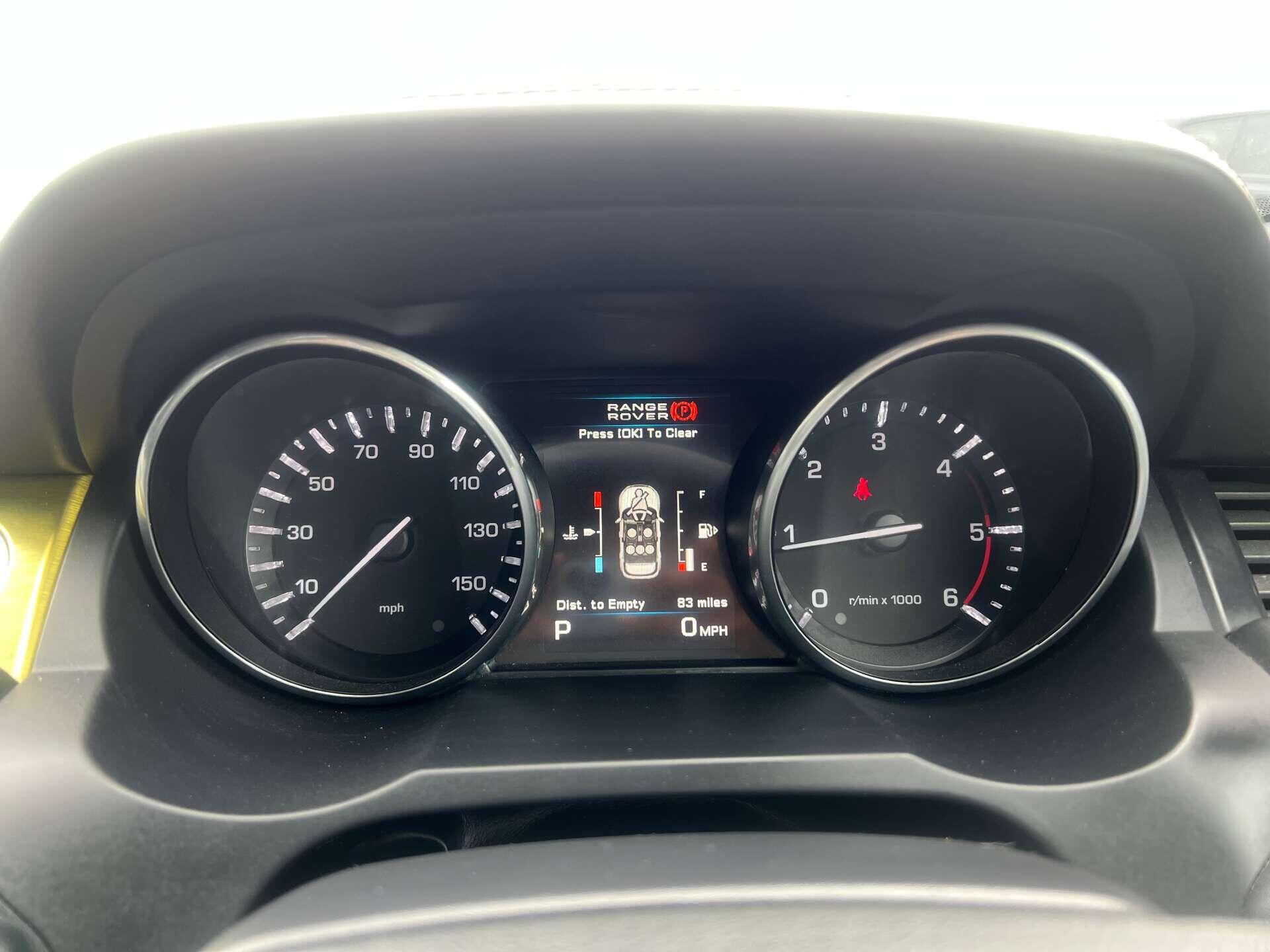 Land Rover Range Rover Evoque view 22