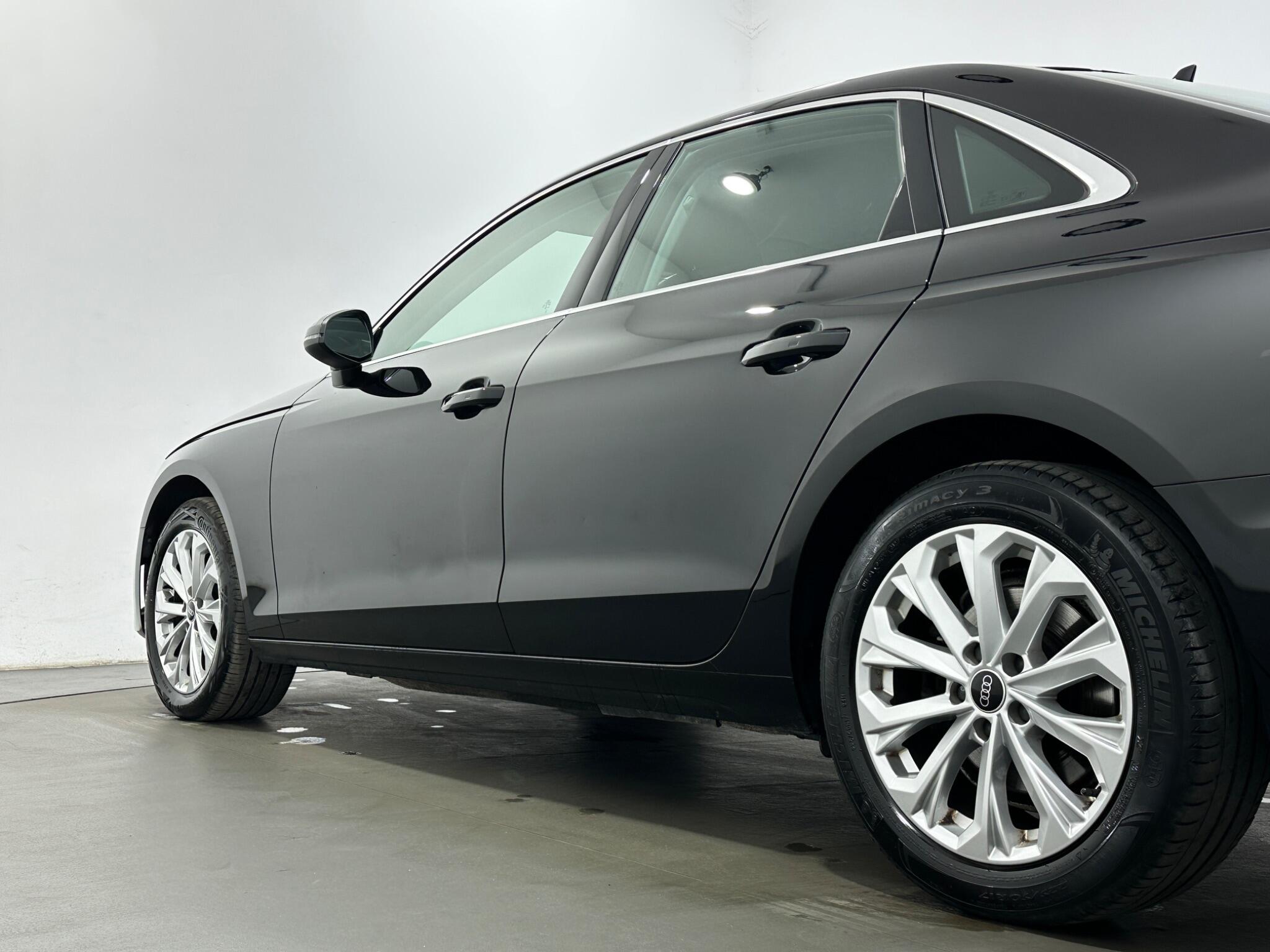 Audi A4 view 50